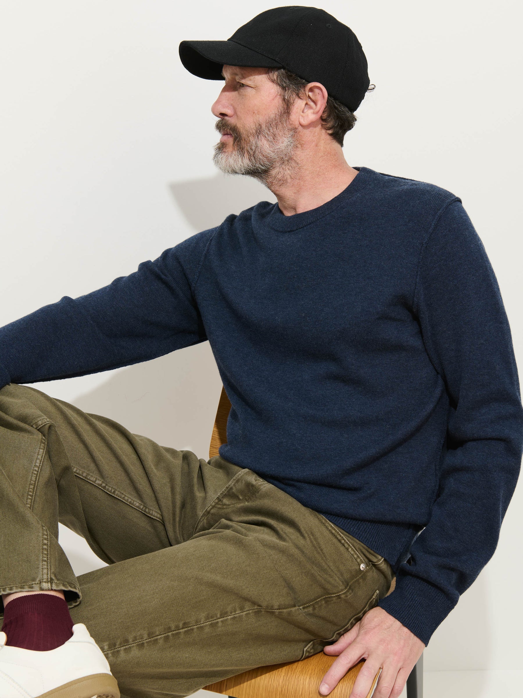 Alex Mill Reverse Seam Crew in Wool Cotton- Heather Navy