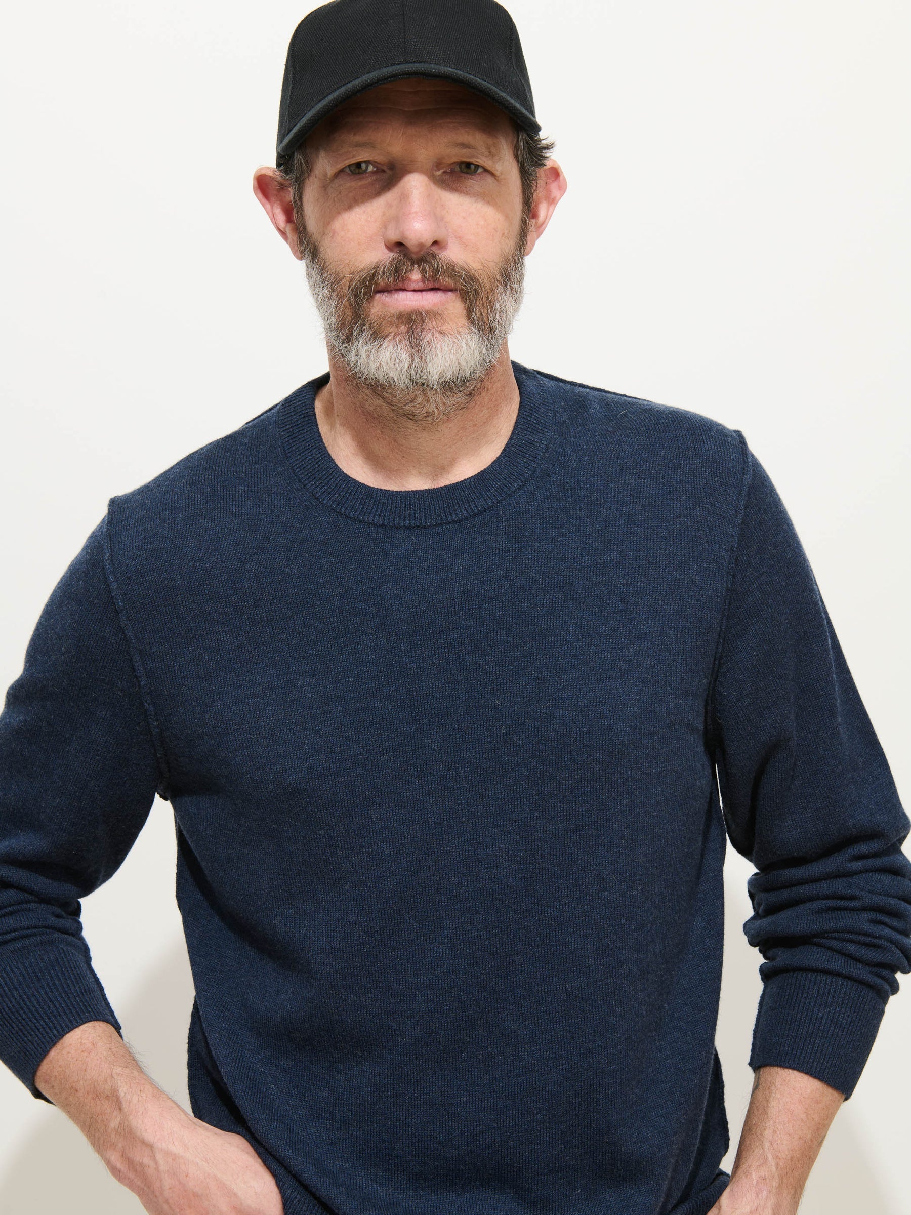 Alex Mill Reverse Seam Crew in Wool Cotton- Heather Navy