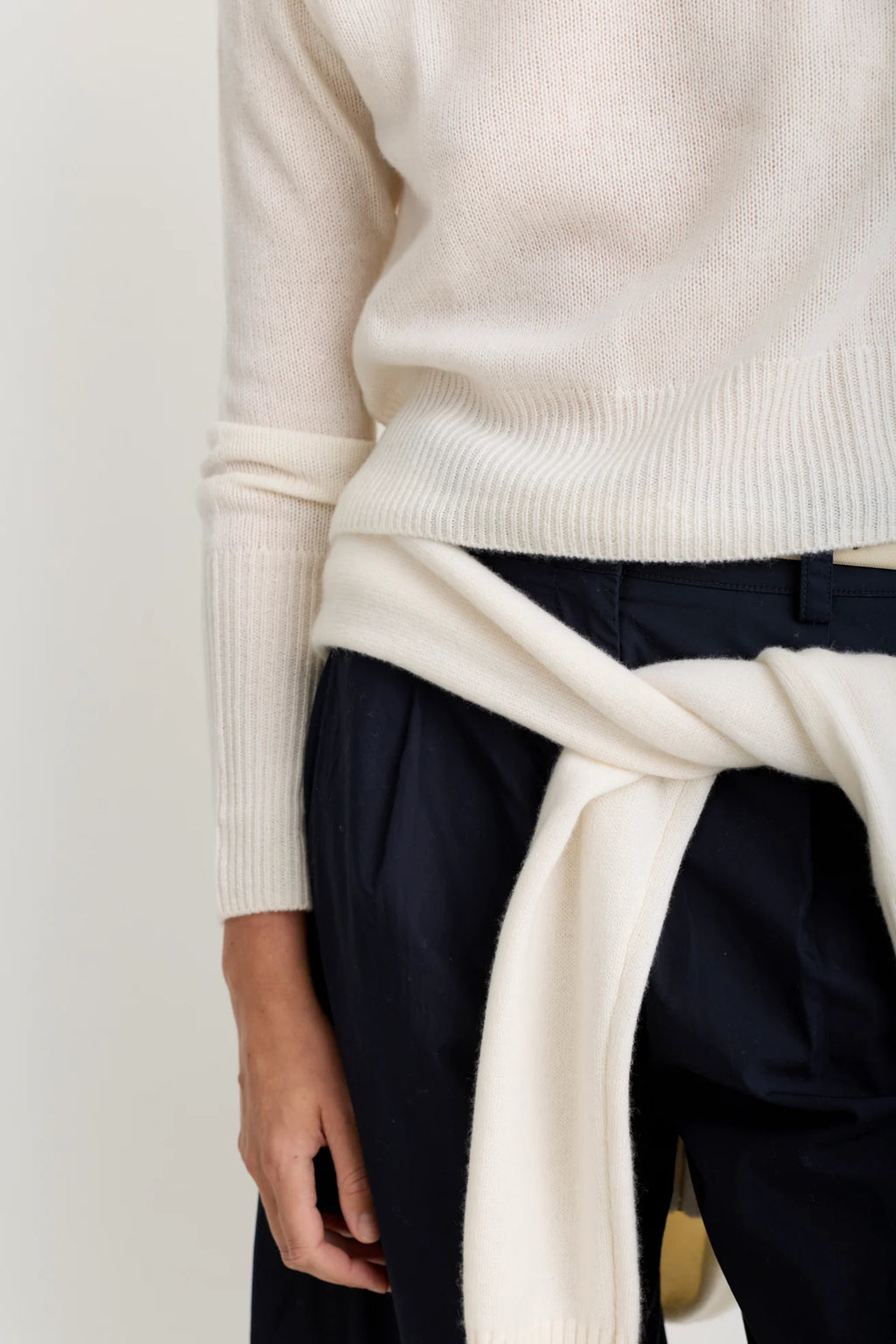 One Grey Day Blakely Cashmere Crewneck - Ivory