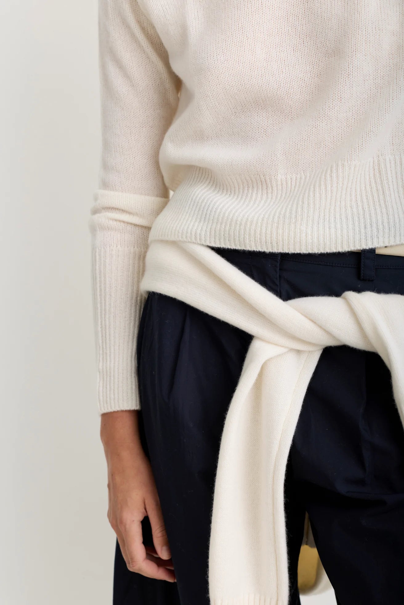One Grey Day Blakely Cashmere Crewneck - Ivory