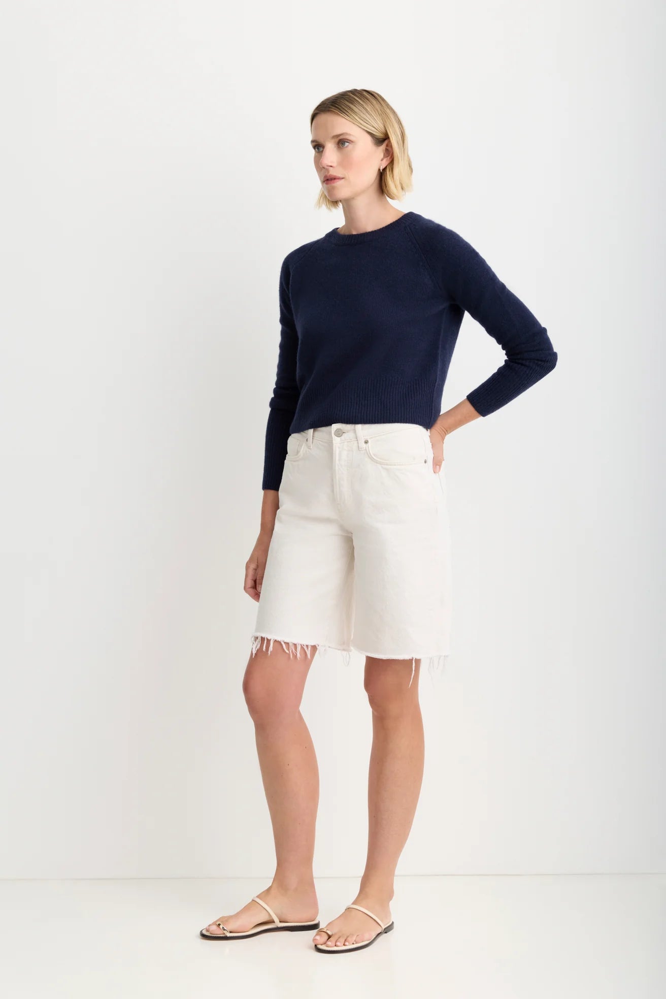 One Grey Day Blakely Cashmere Crewneck - Navy