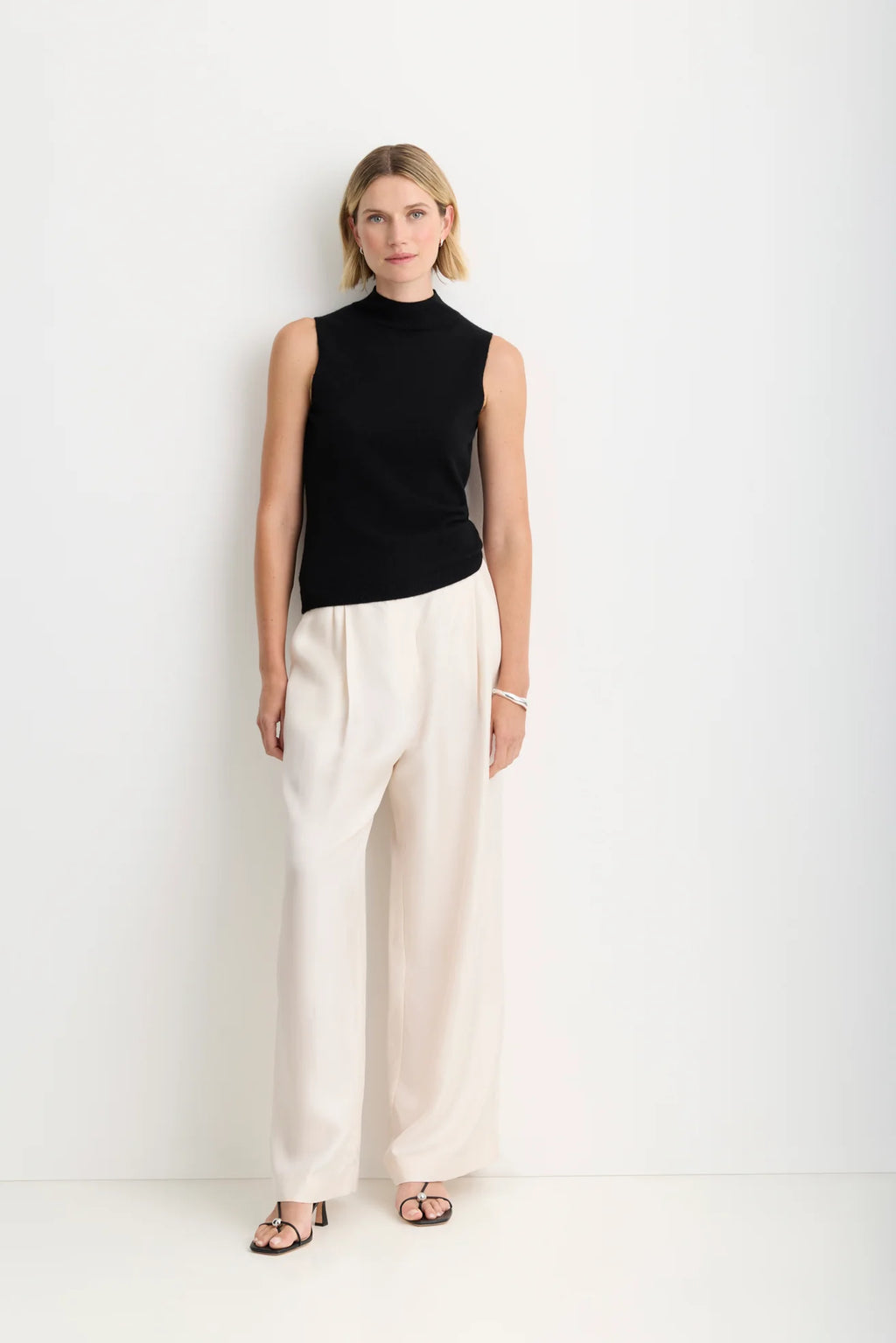 One Grey Day Amari Cashmere Tank - Black