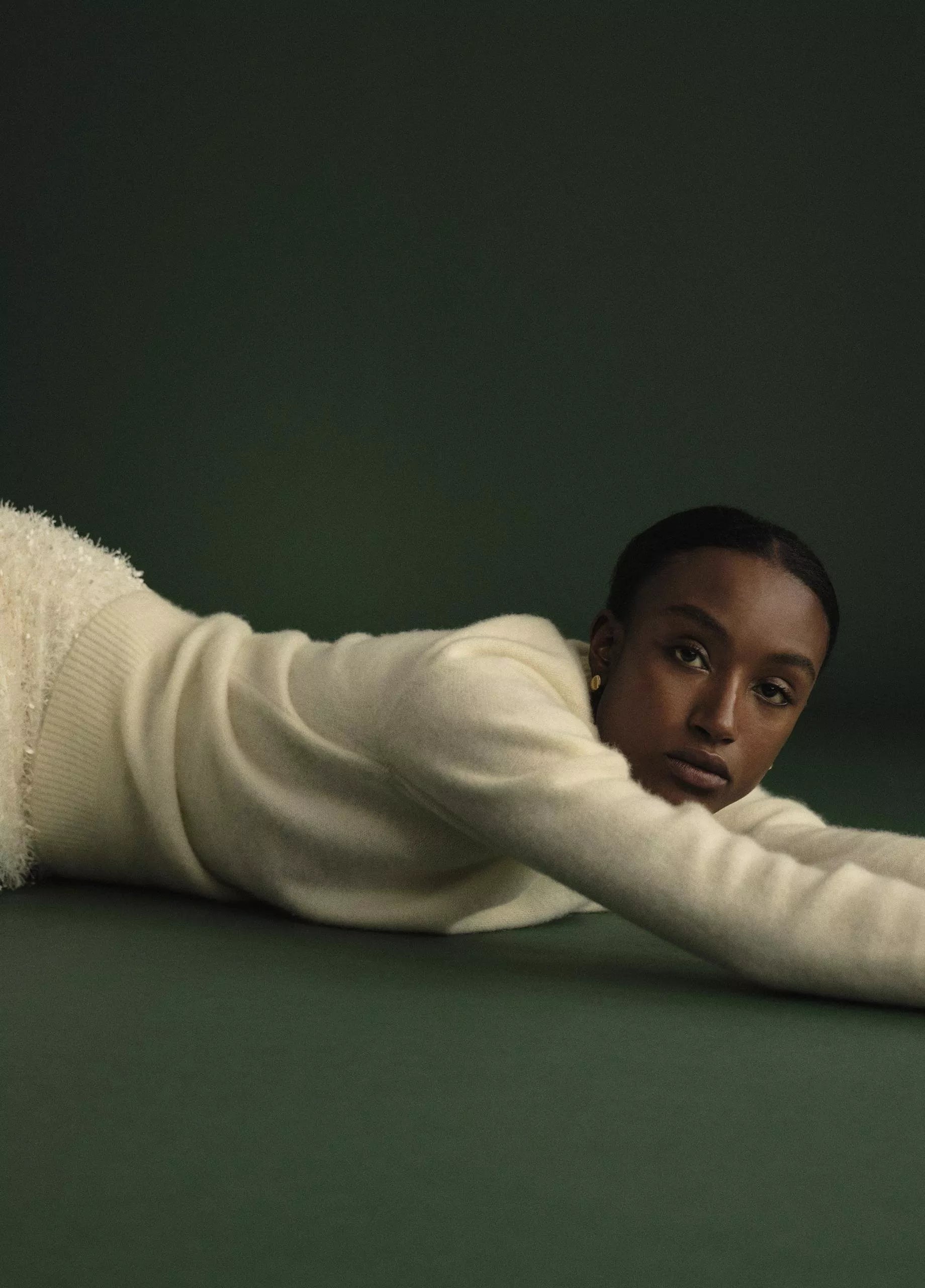 Vince Plush Cashmere Crew Neck Sweater - Off White