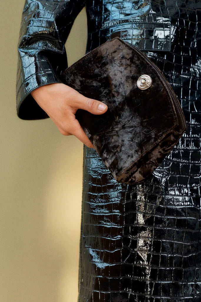 Liffner Pushlock Clutch Brown Velvet