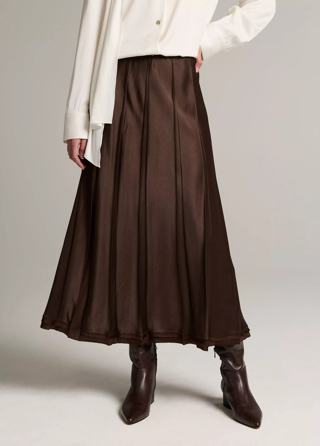 Vince Raw Edge Satin Skirt - Pinewood
