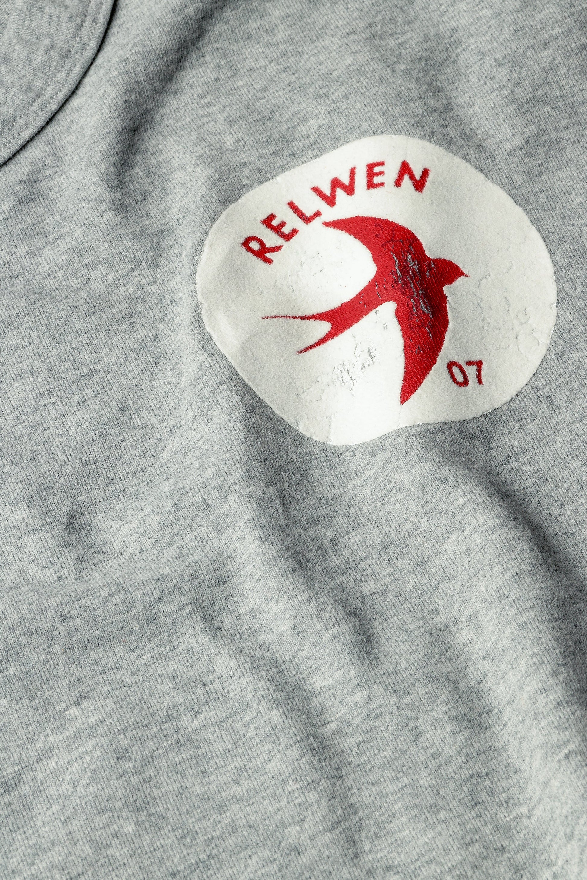 Relwen Barn Swallow Tee-Icon Disc - Grey