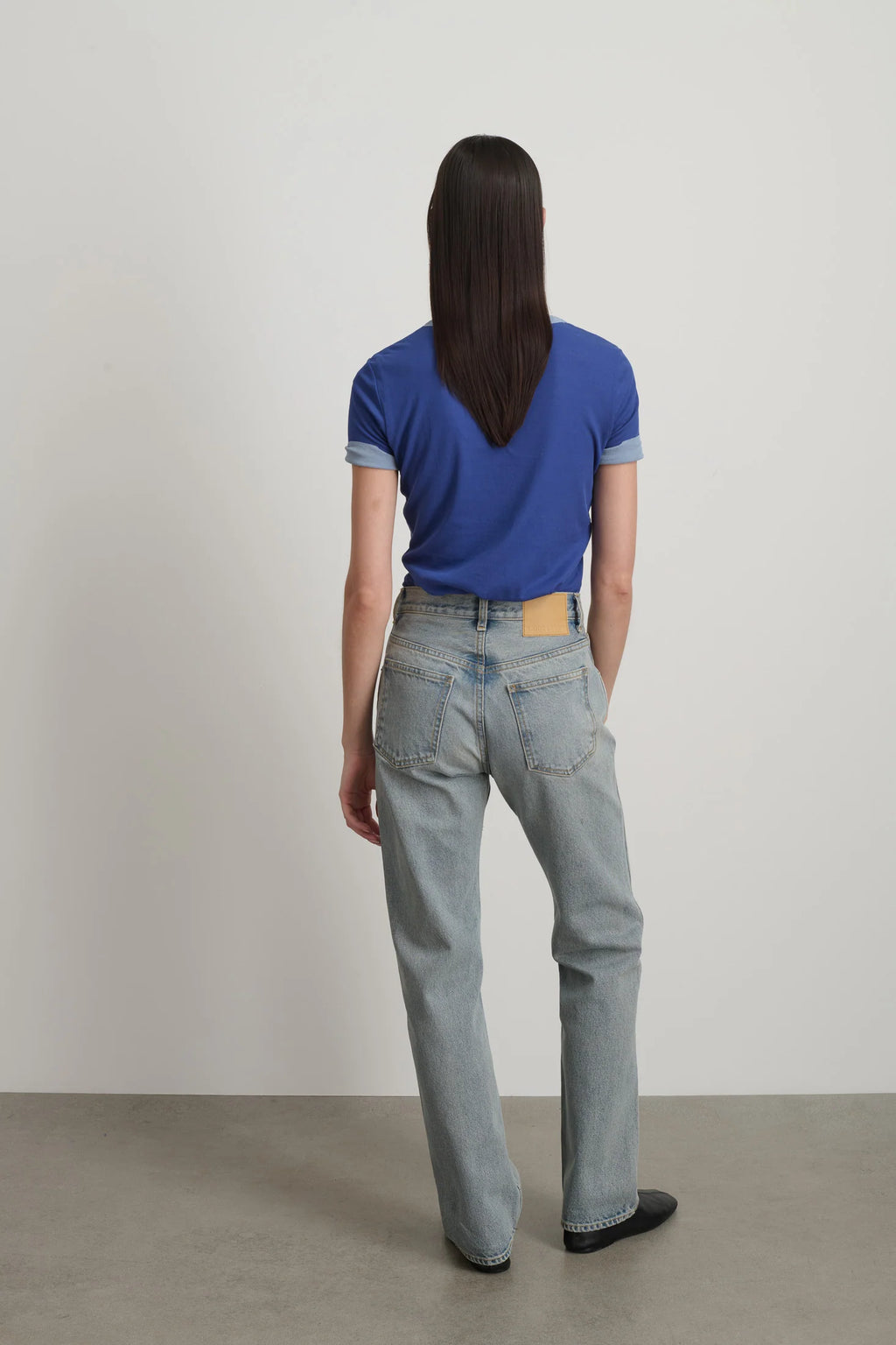 B. Sides Mira Jean - Ed