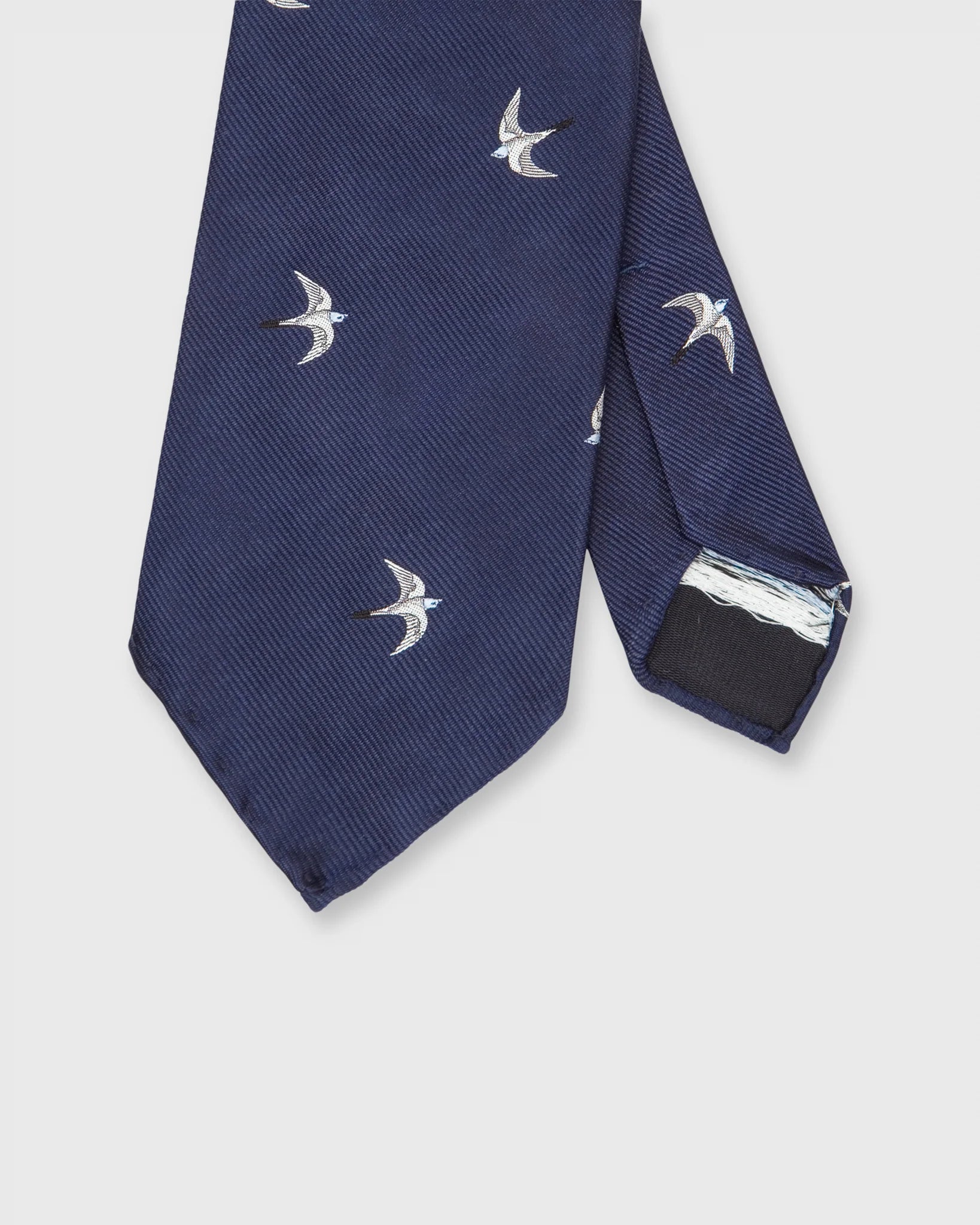 Sid Mashburn Silk Club Tie in Navy/White/Sky Swallow