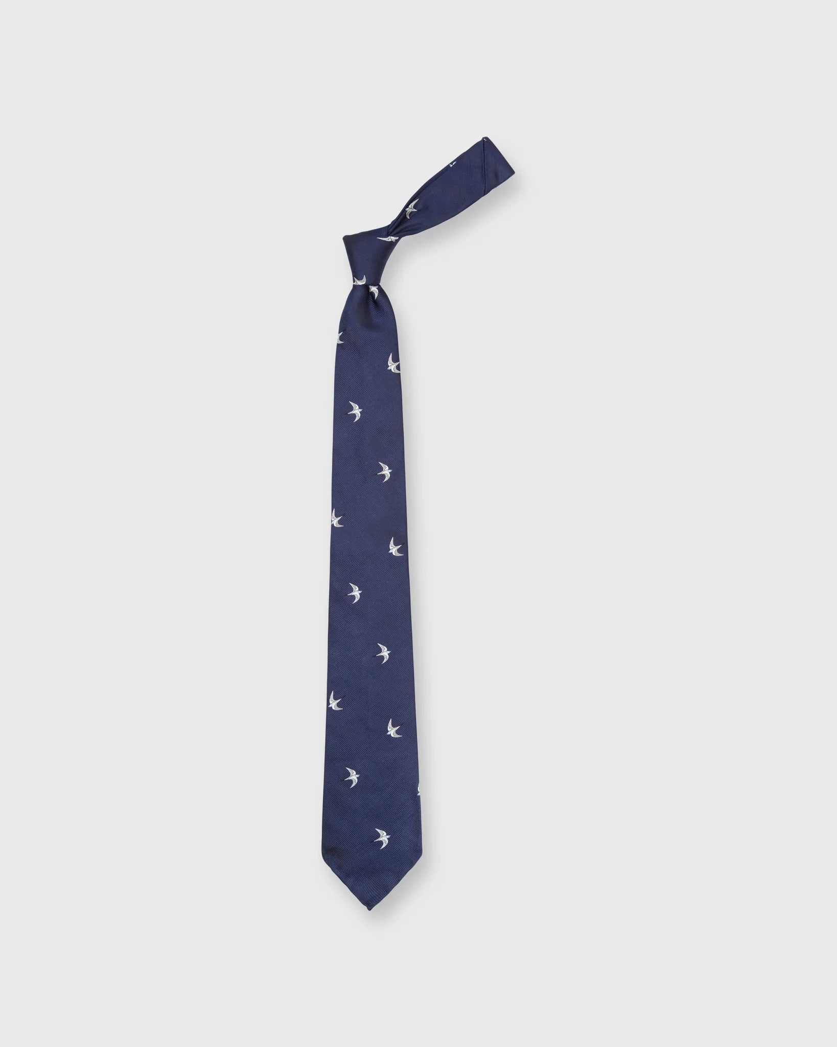 Sid Mashburn Silk Club Tie in Navy/White/Sky Swallow