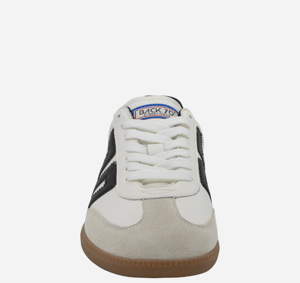 Back 70 Cloud 600 Sneakers in White Black