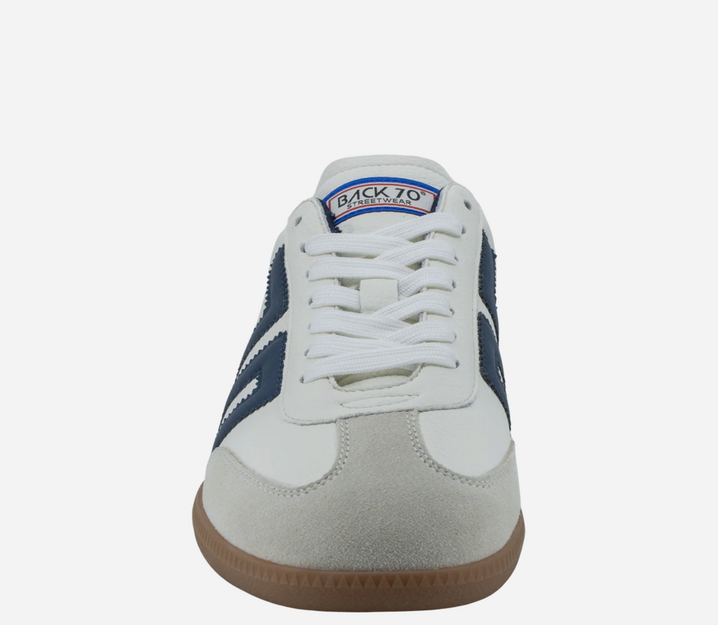Back 70 Cloud 600 Sneakers in White Navy