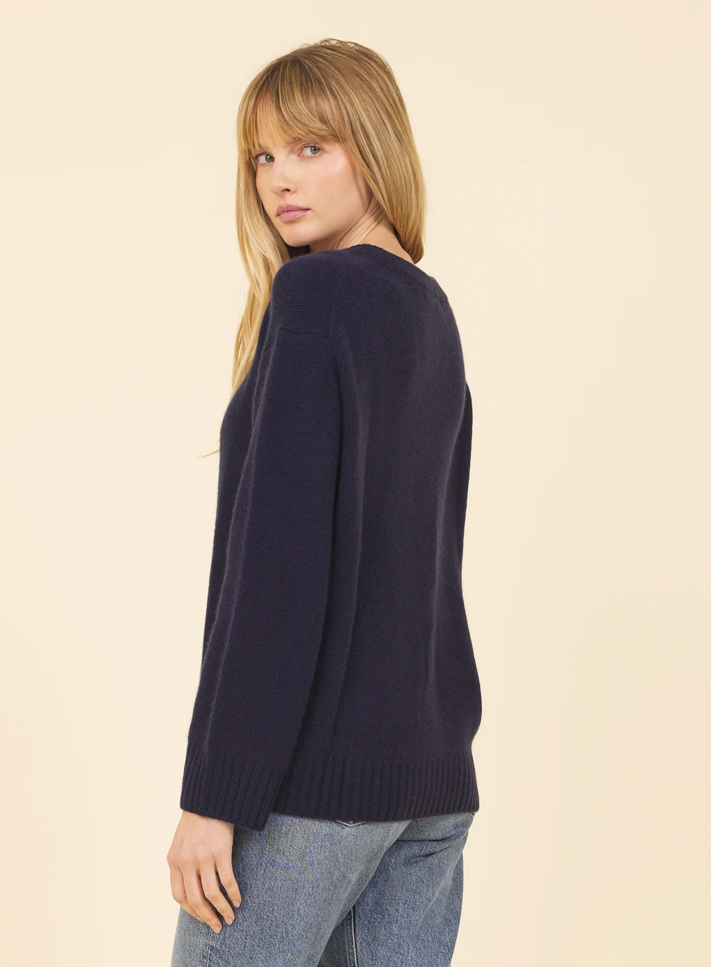 One Grey Day Aster Cashmere Pullover - Navy