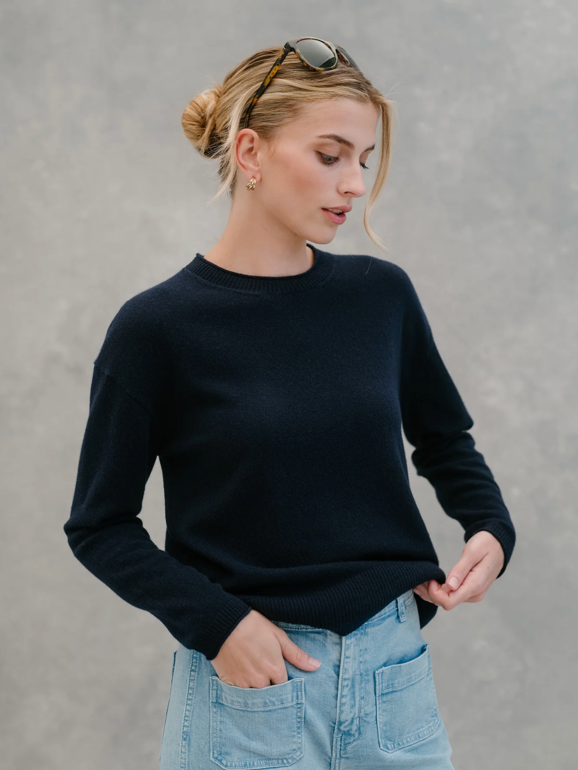 B. Draddy Whitney Cashmere Crew - Nauti