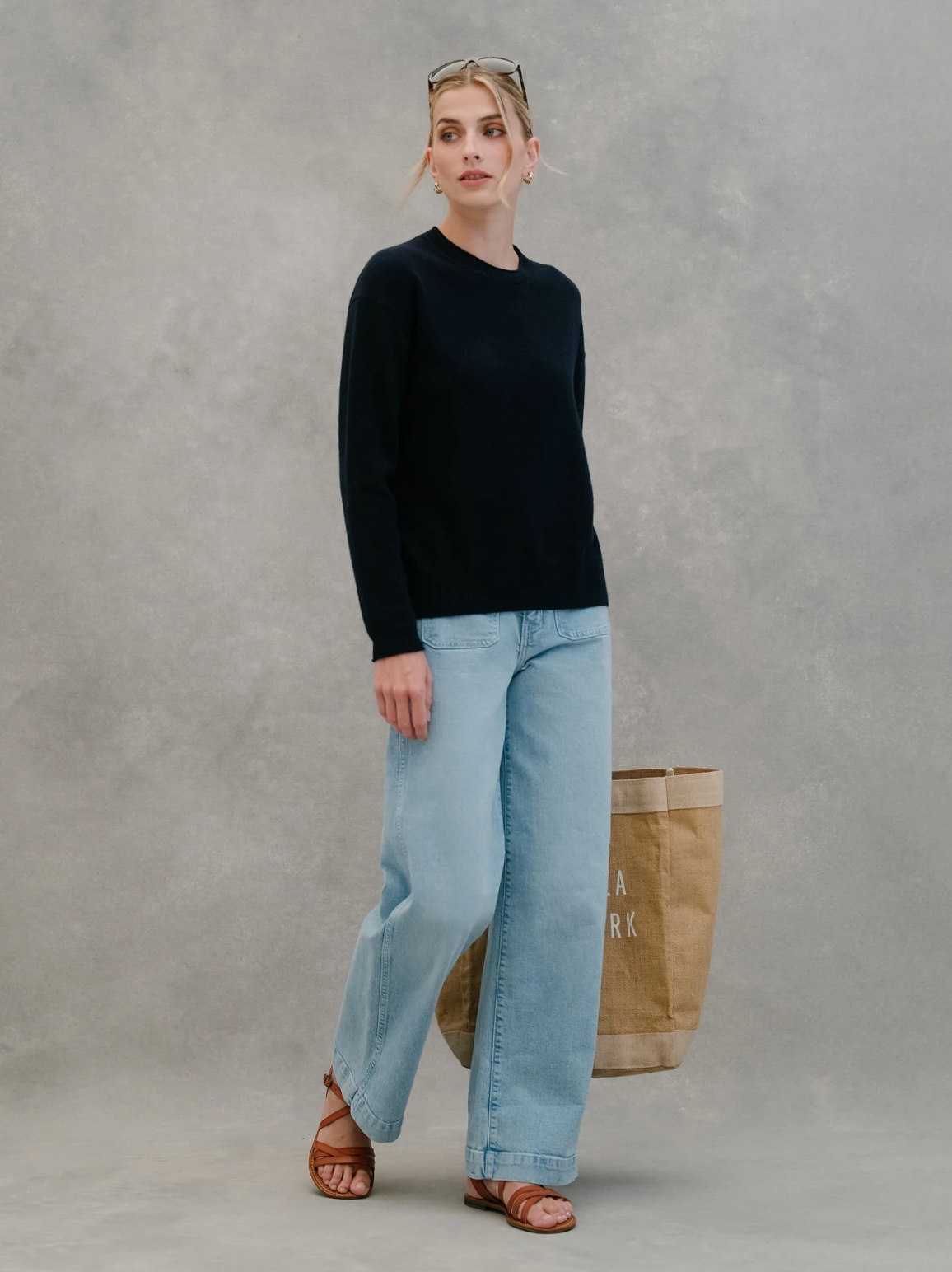 B. Draddy Whitney Cashmere Crew - Nauti