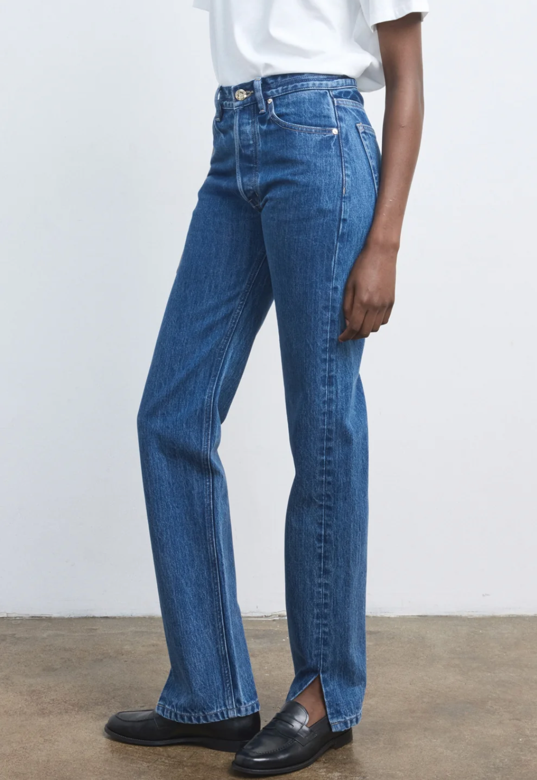 Ruadh The Agnes Straight Leg Jean in Sloan Dark Wash