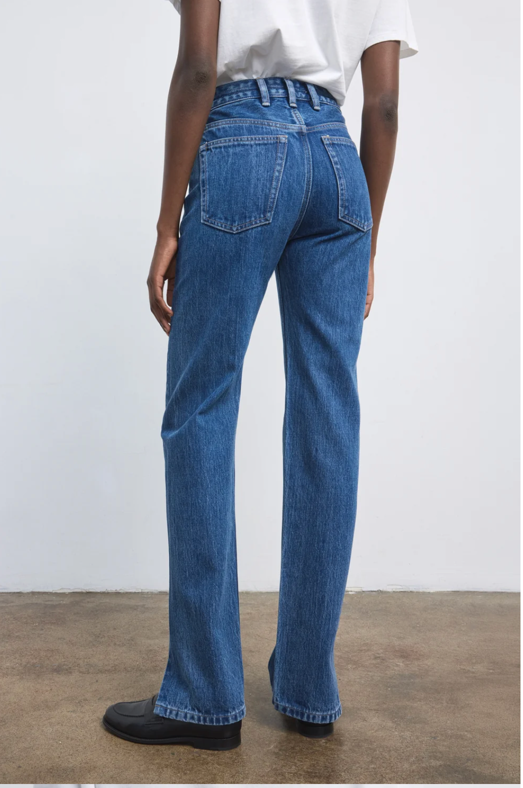 Ruadh The Agnes Straight Leg Jean in Sloan Dark Wash