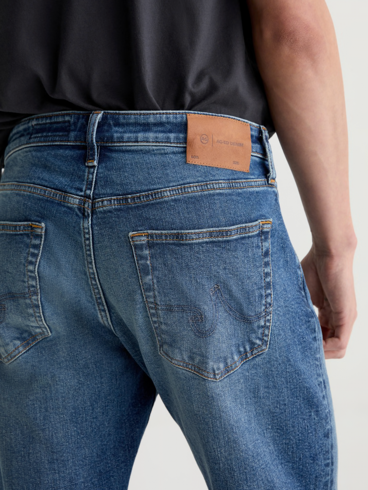 AG Protégé Jean  Classic Straight - 14 Years Notes