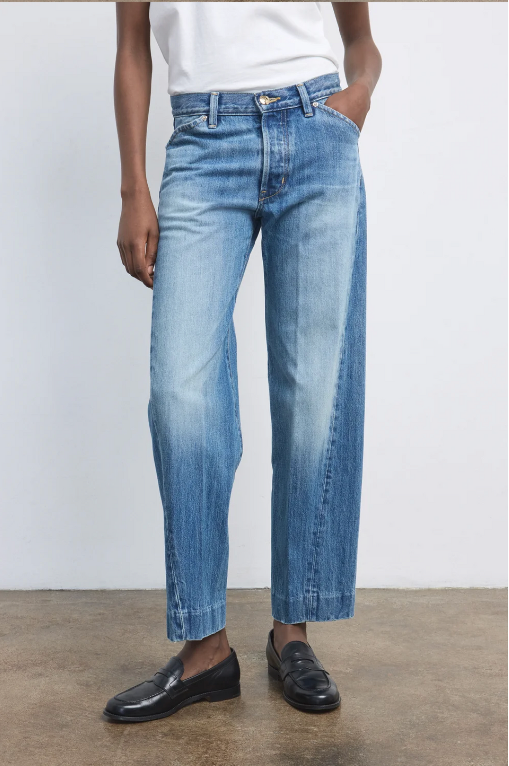 Ruadh The Bijou Jean in Dubois Wash