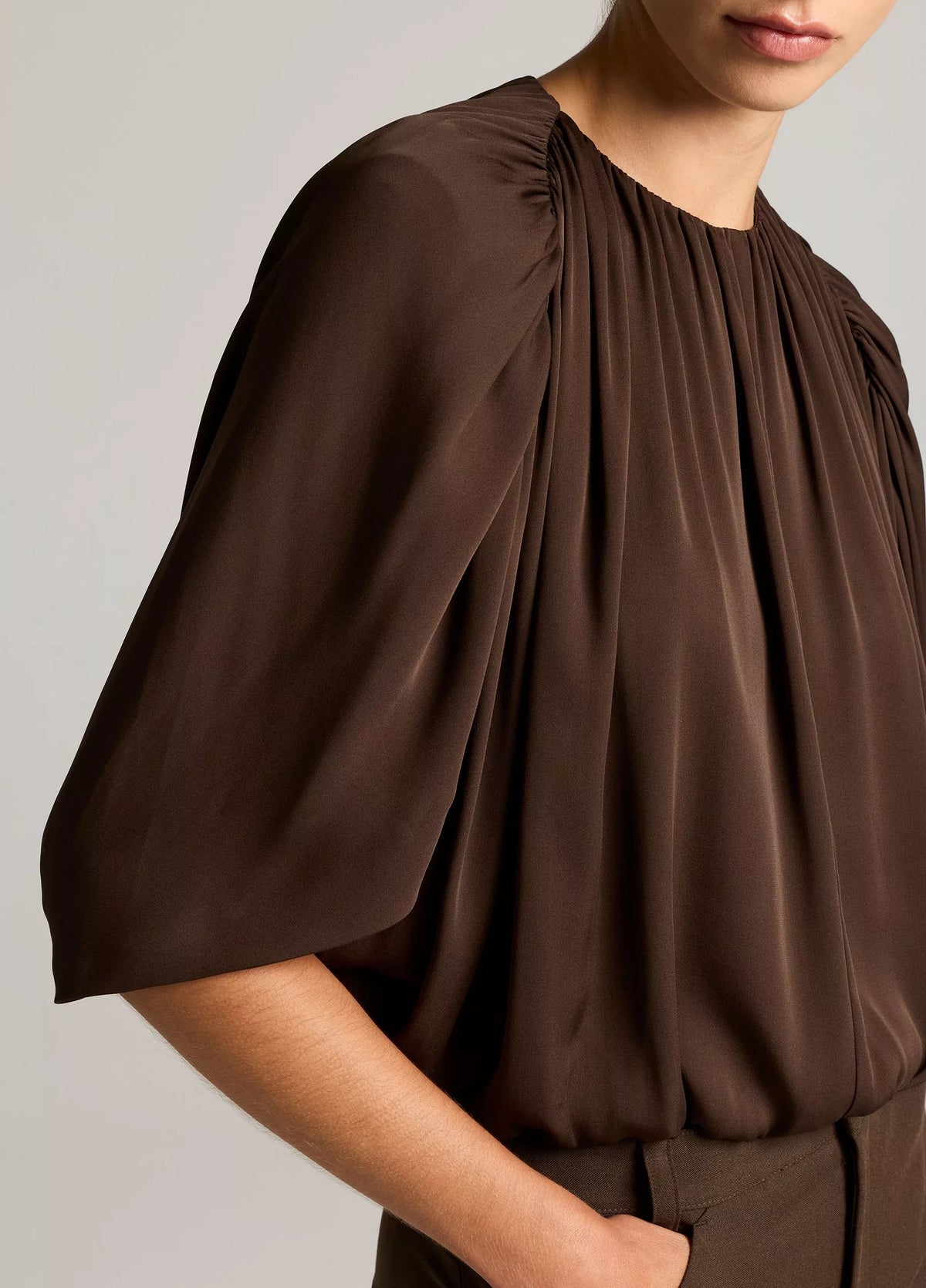 Vince Cape Bubble Blouse - Pinewood