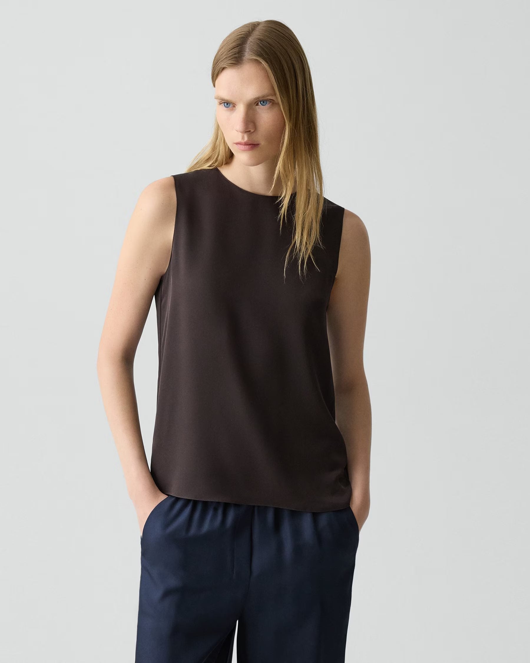 Theory Shell Top in Silk Georgette - Cacao