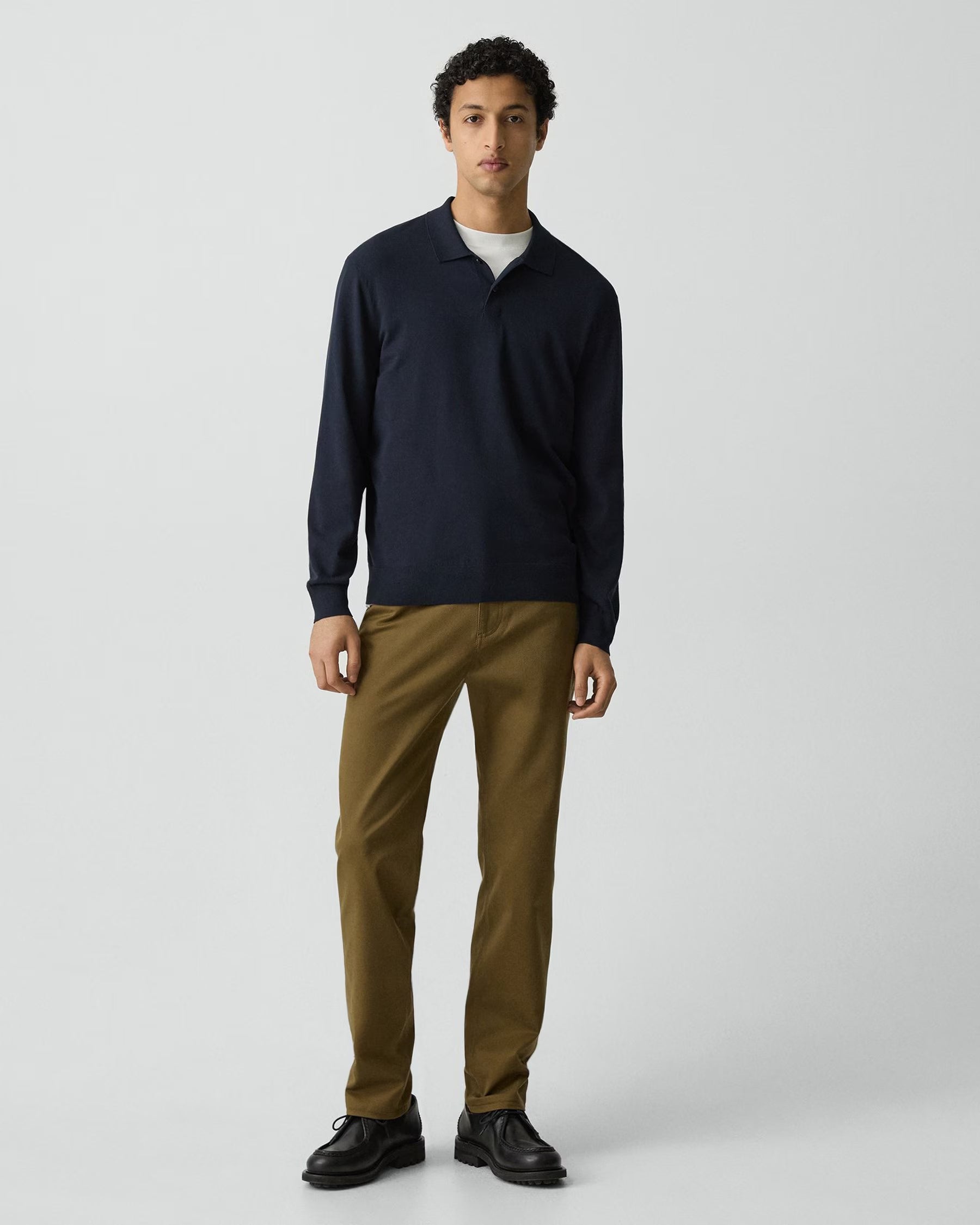 Theory Riland Crewneck Sweater Light Bilen- Baltic