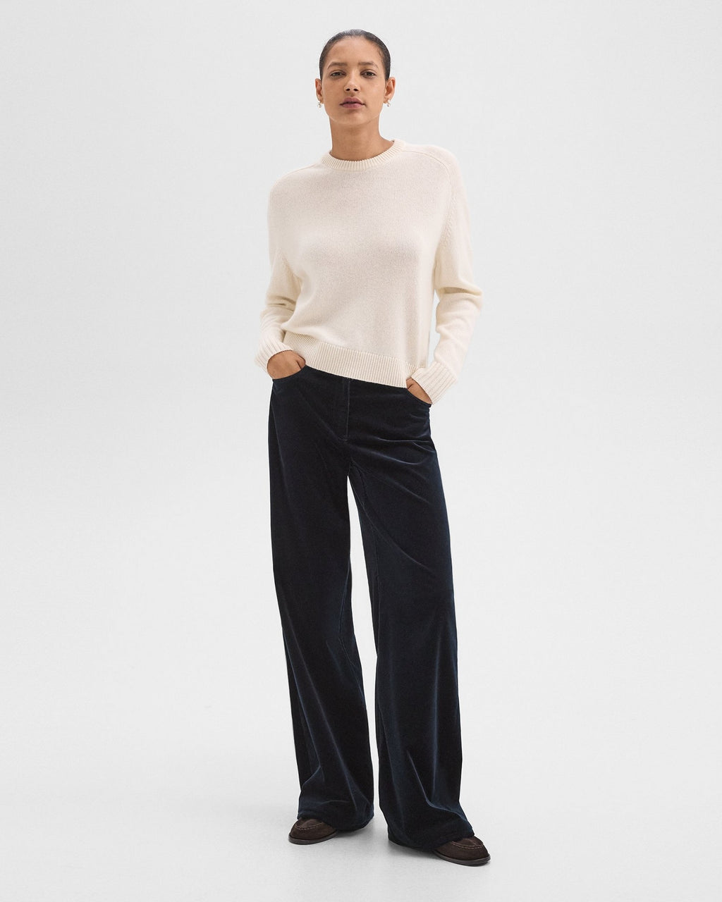 Theory Straight-Leg 5-Pocket Pant in Velvet - Black