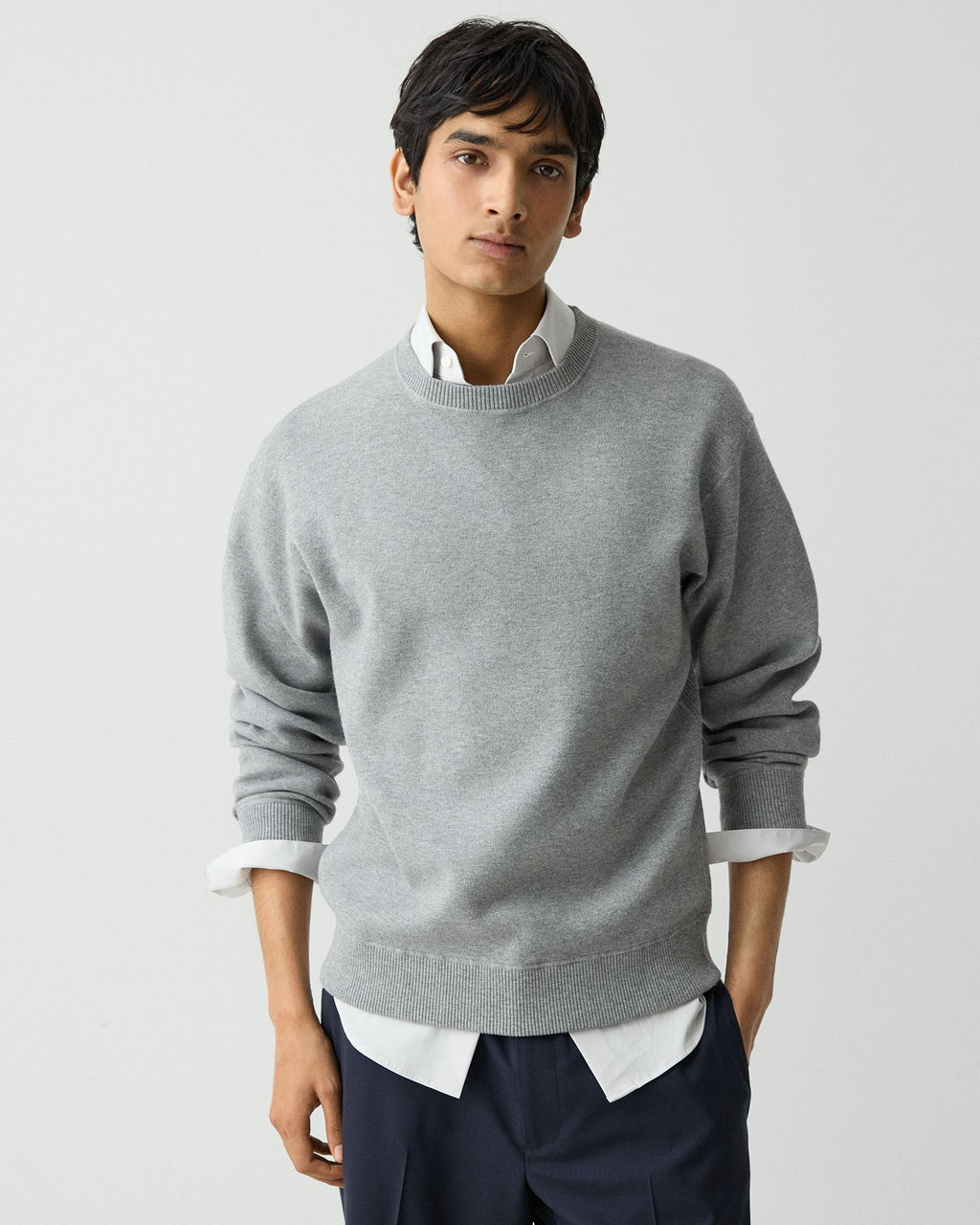 Theory Relaxed Crewneck Sweatshirt in Light Bilen in Melange Grey