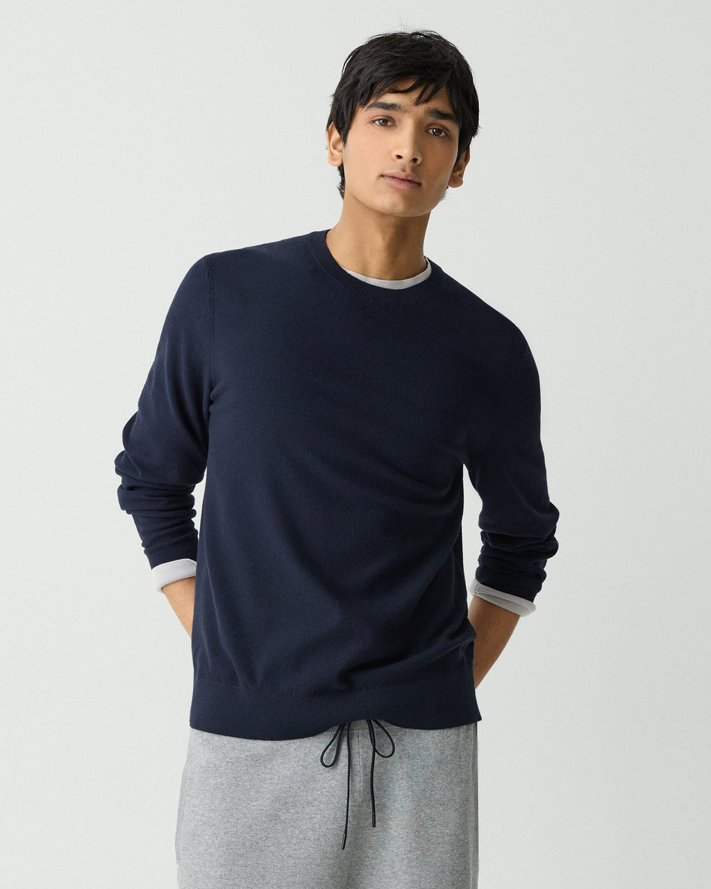 Theory Riland Crewneck Sweater in Light Bilen - Baltic