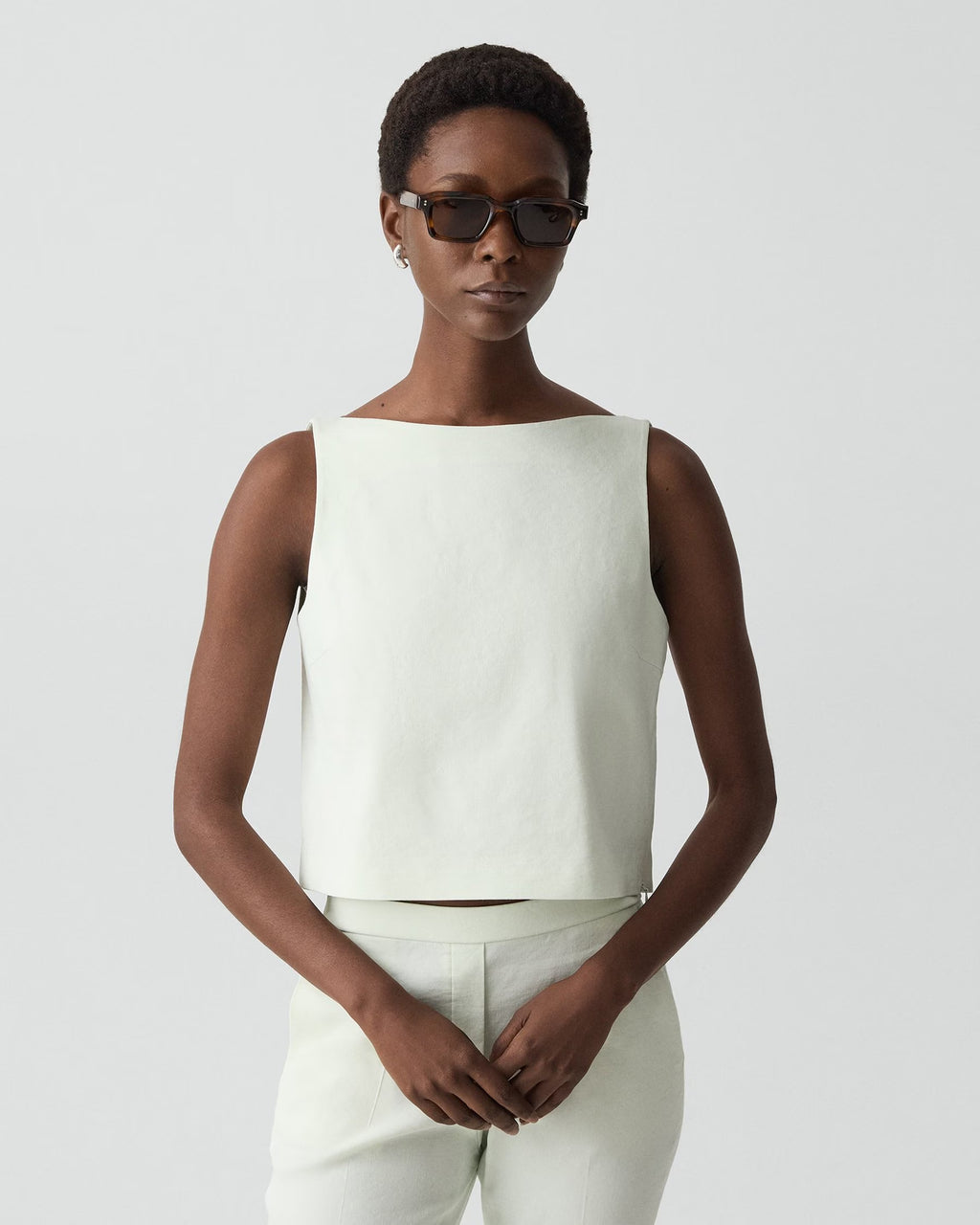 Theory Sleeveless Boatneck Top in Good Linen - Sea Glass