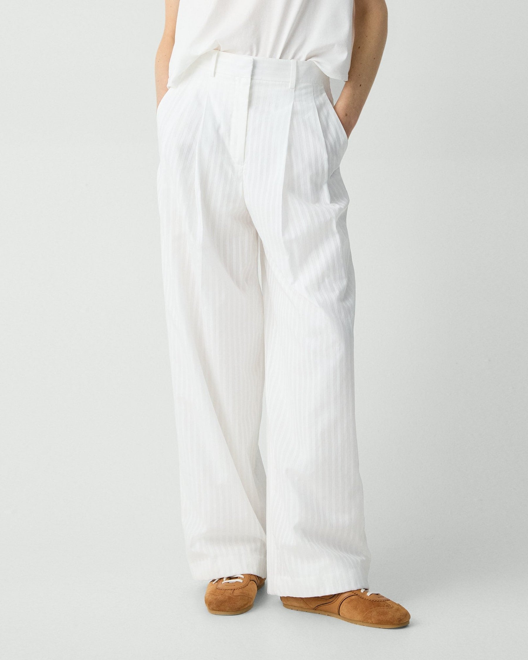 Theory Double Pleat Pant - White