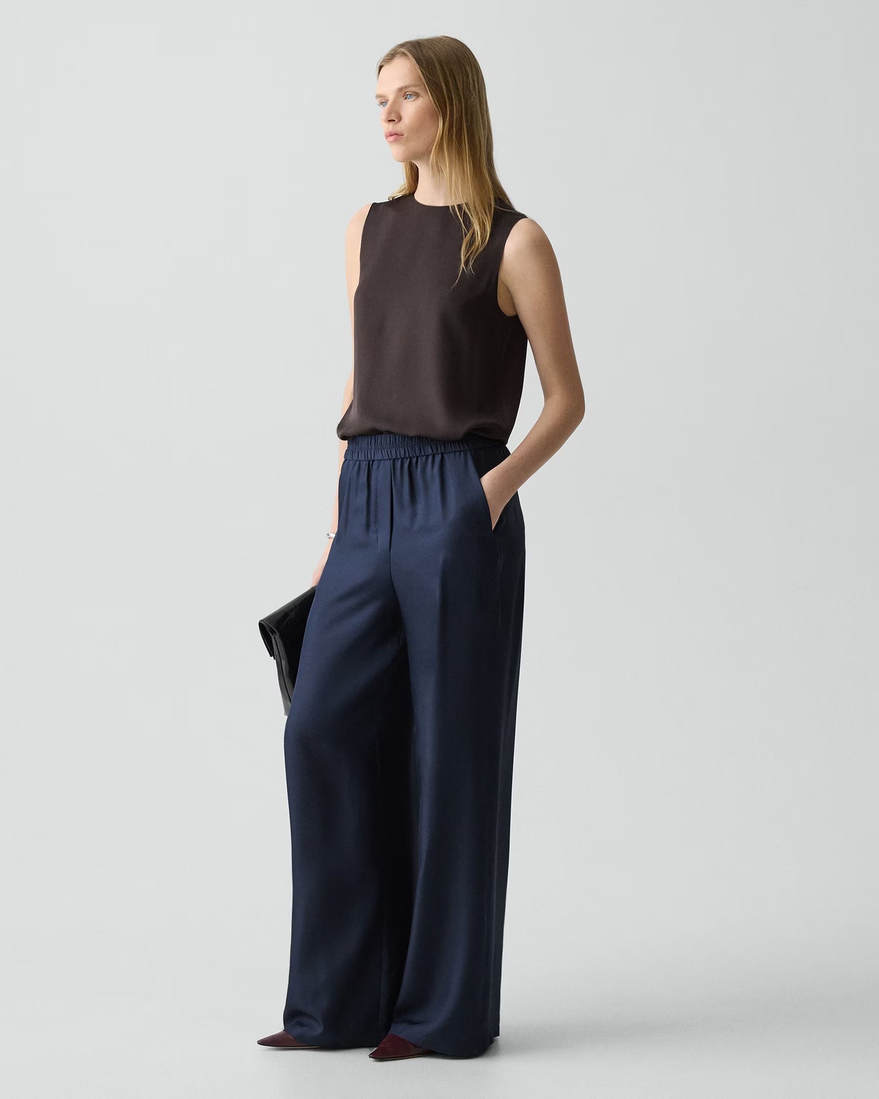 Theory Pull-On Track Pant in Mod Silk Twill- Nocturne Navy