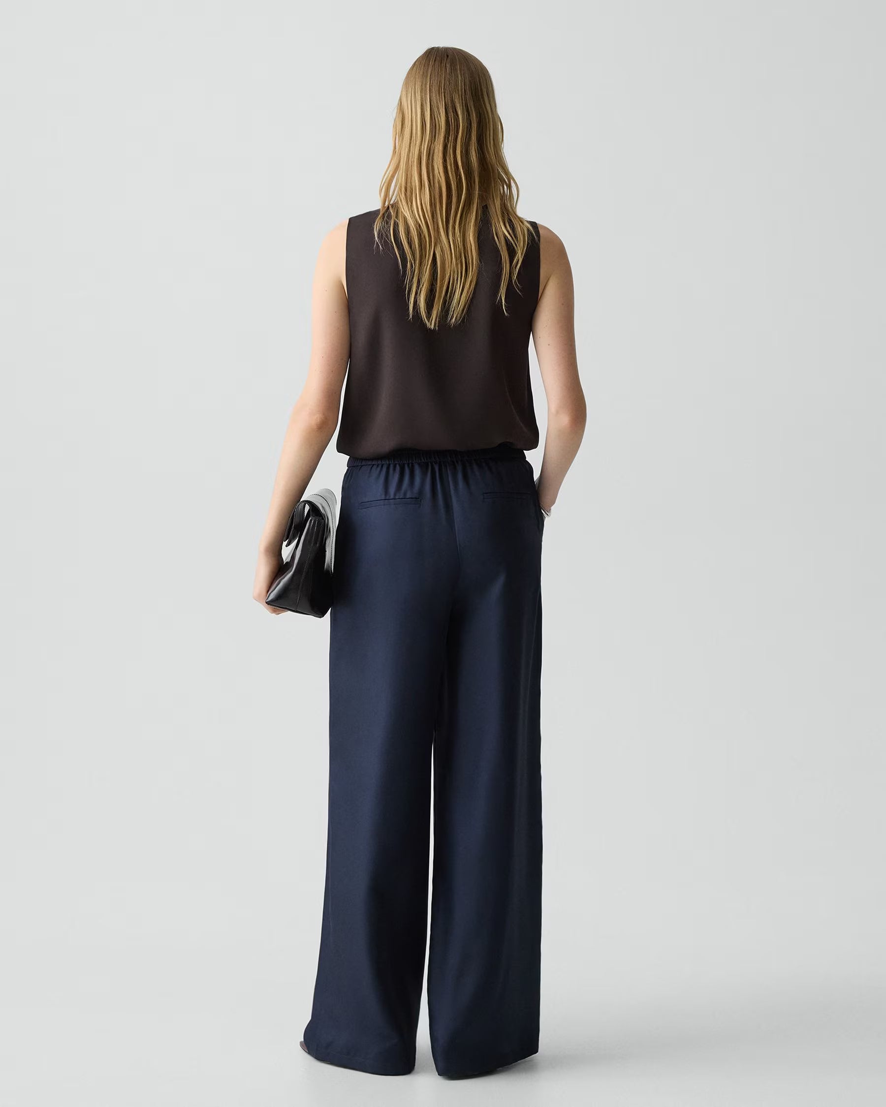 Theory Pull-On Track Pant in Mod Silk Twill- Nocturne Navy