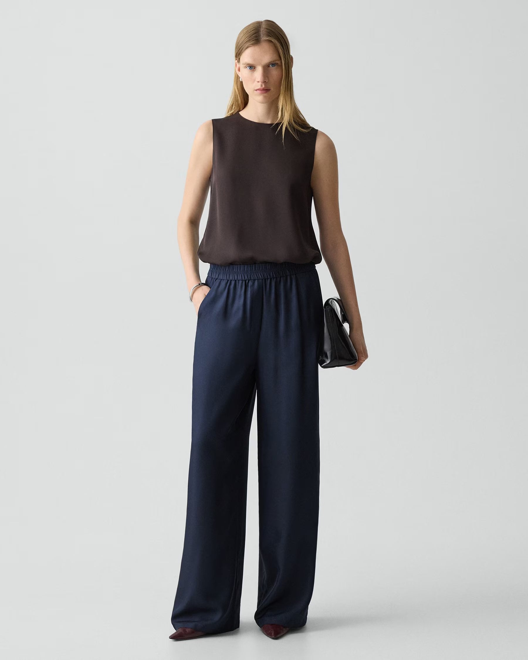Theory Pull-On Track Pant in Mod Silk Twill- Nocturne Navy