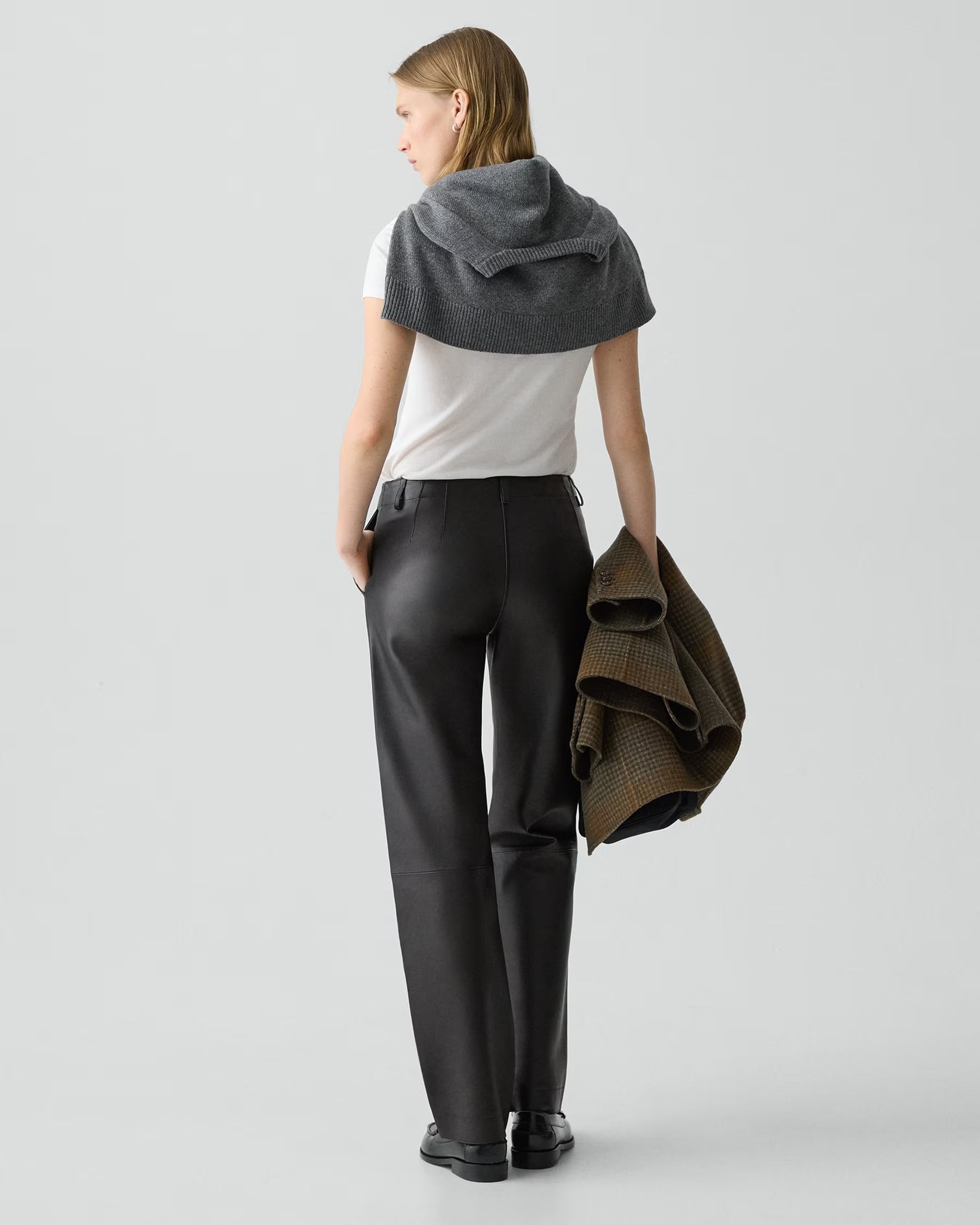 Theory Classic Straight Pant in Sleek Leather - Black