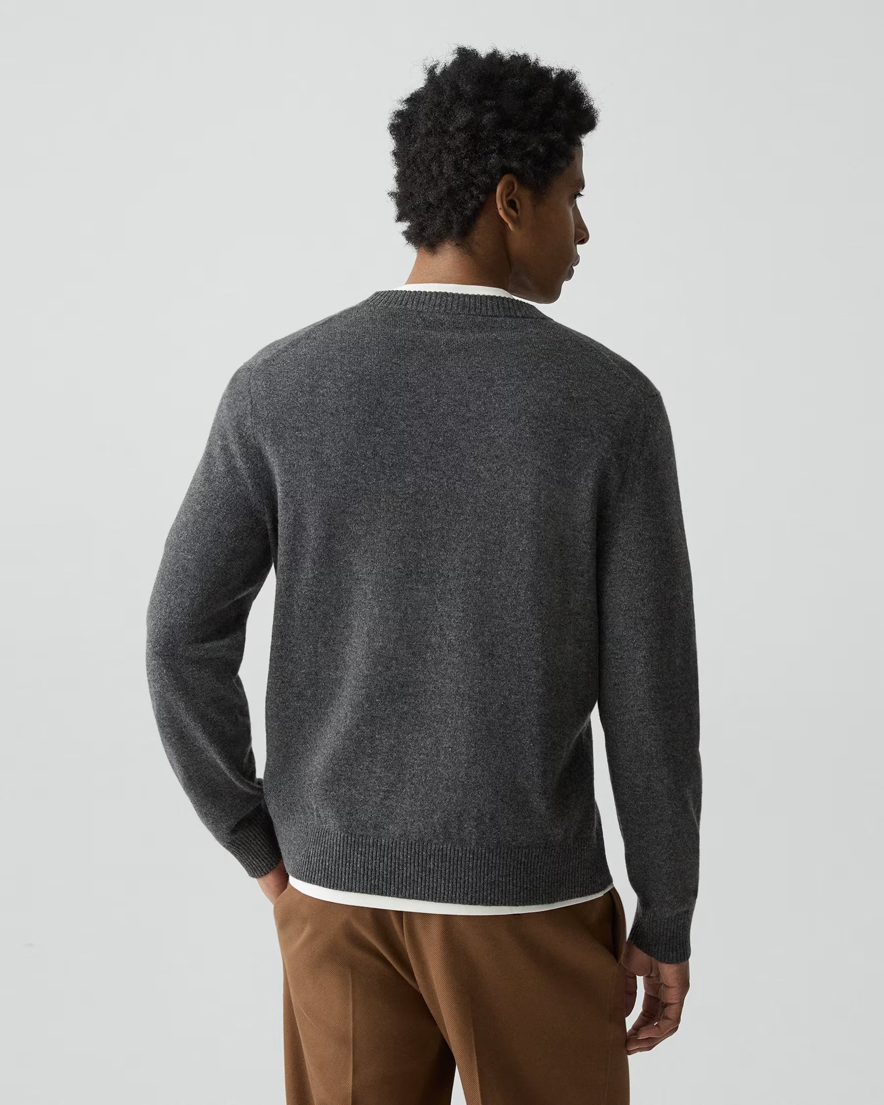 Theory Hilles Crewneck Sweater in Cashmere - Charcoal Melange