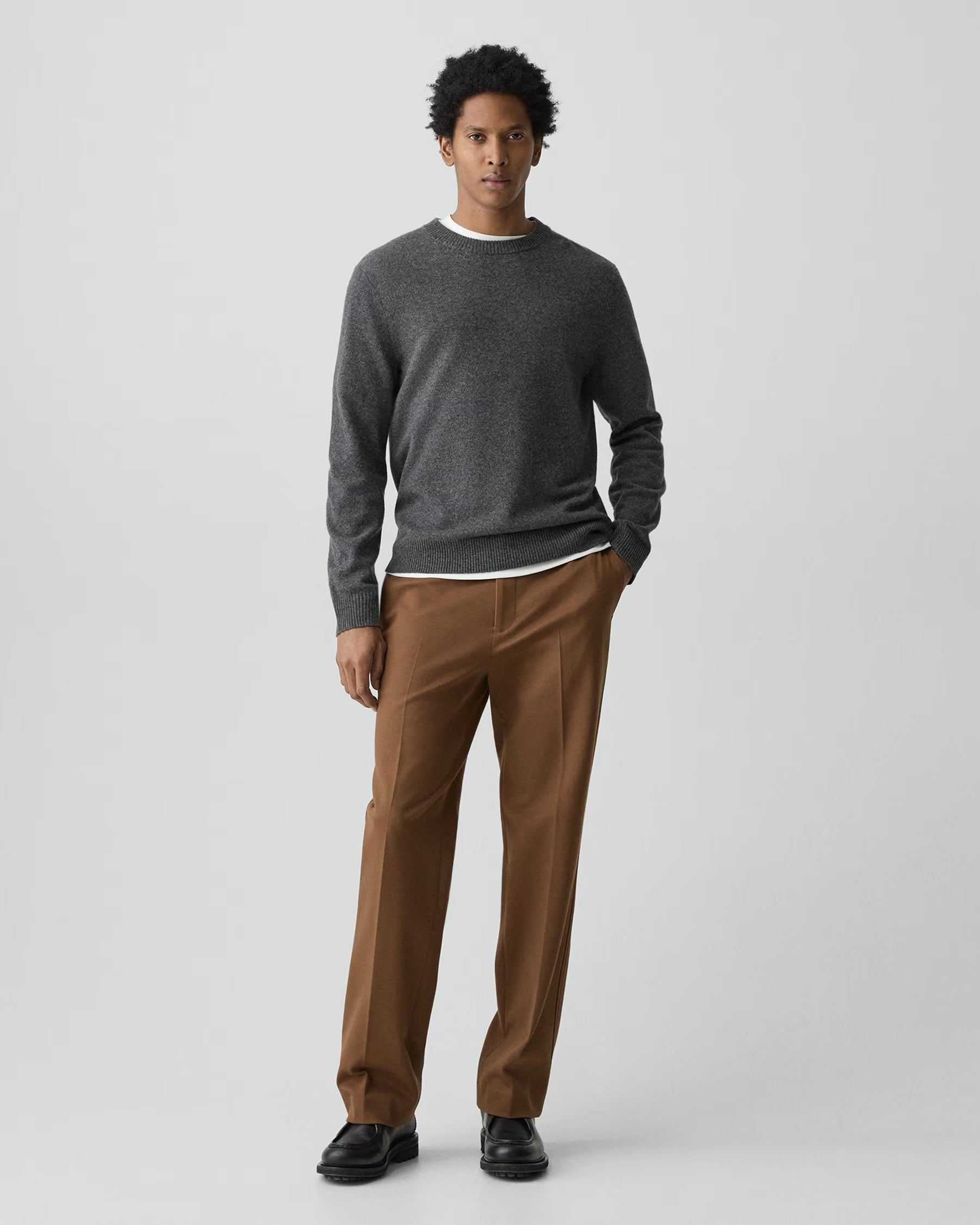 Theory Hilles Crewneck Sweater in Cashmere - Charcoal Melange