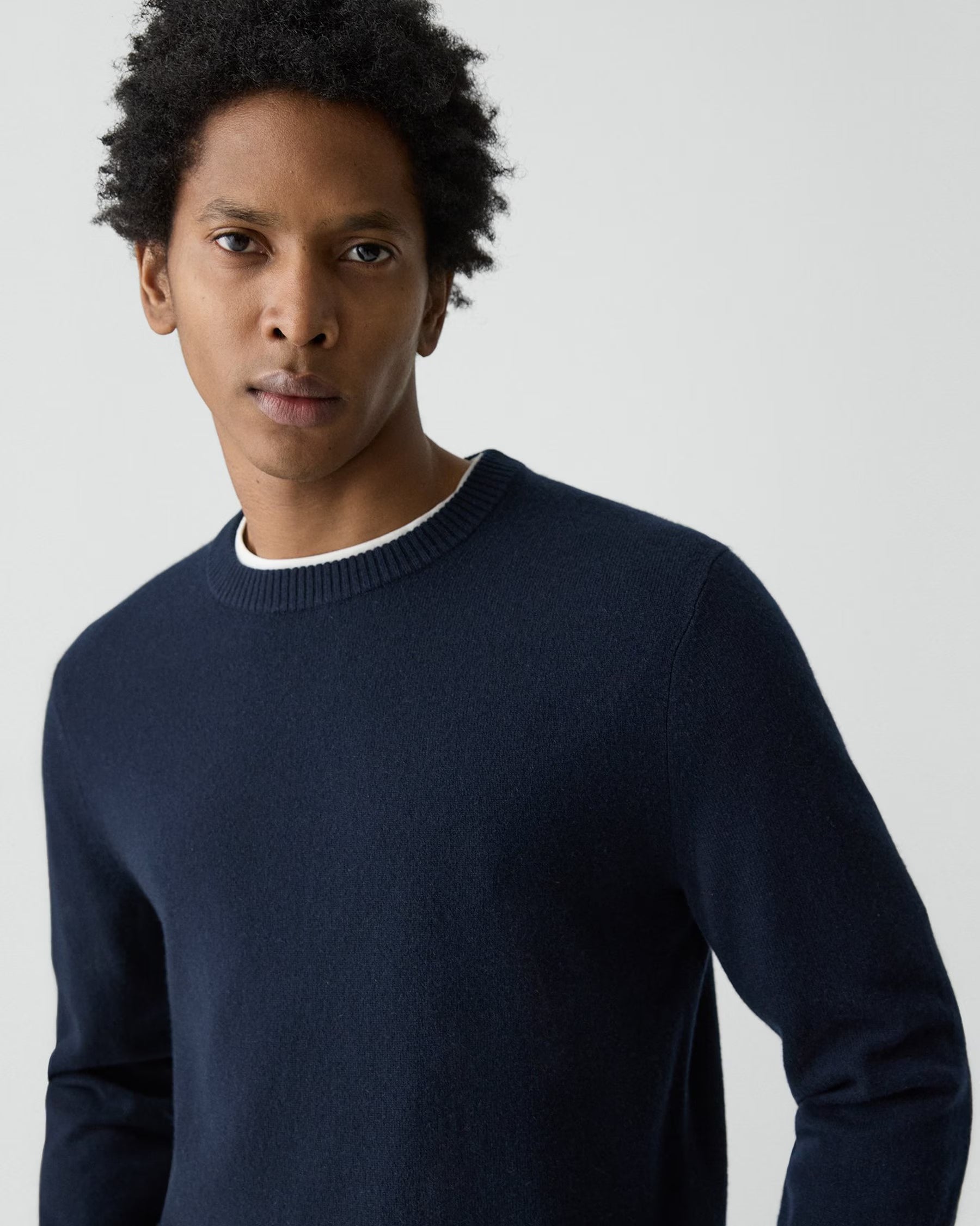 Theory Hilles Crewneck Sweater in Cashmere - Baltic