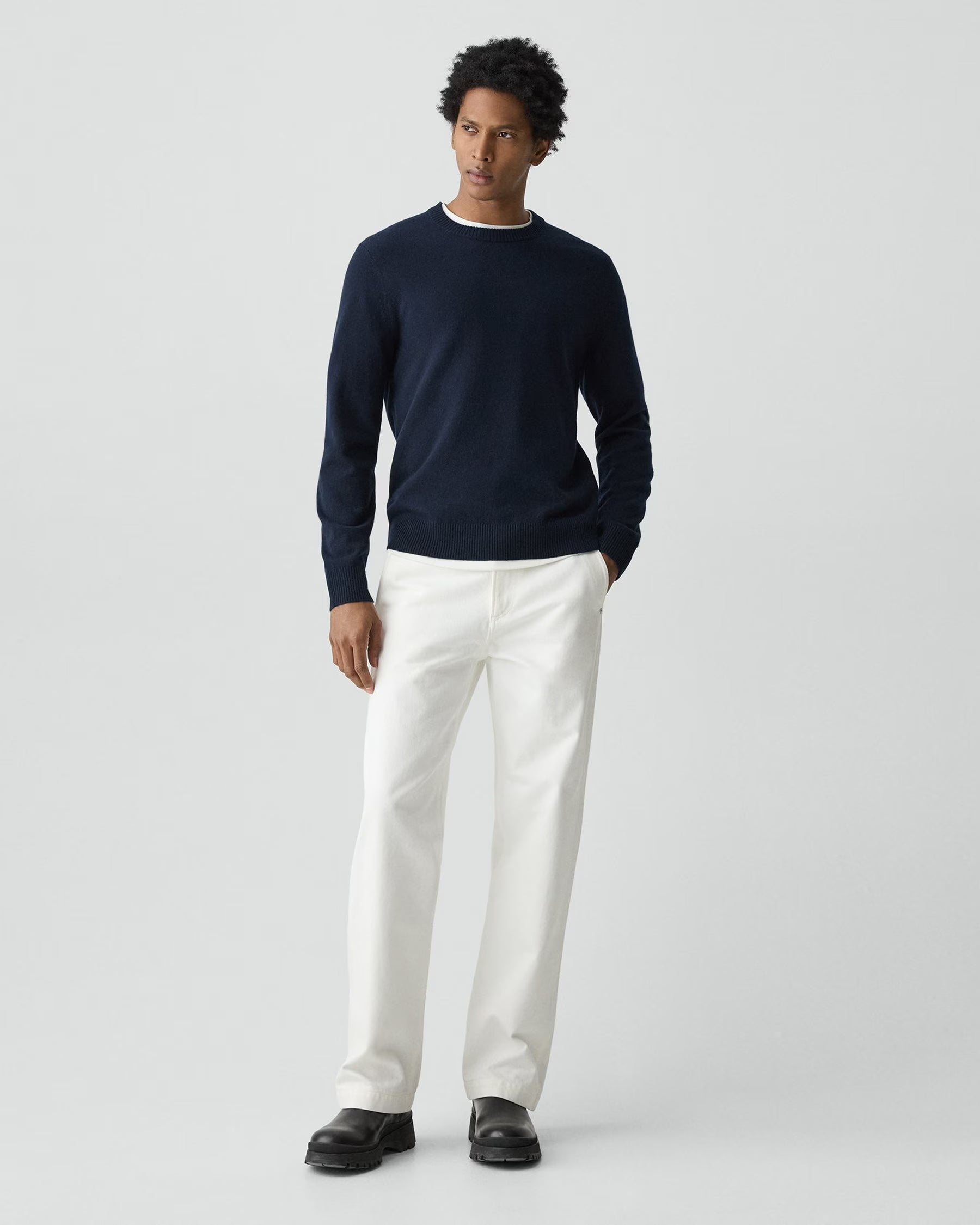 Theory Hilles Crewneck Sweater in Cashmere - Baltic