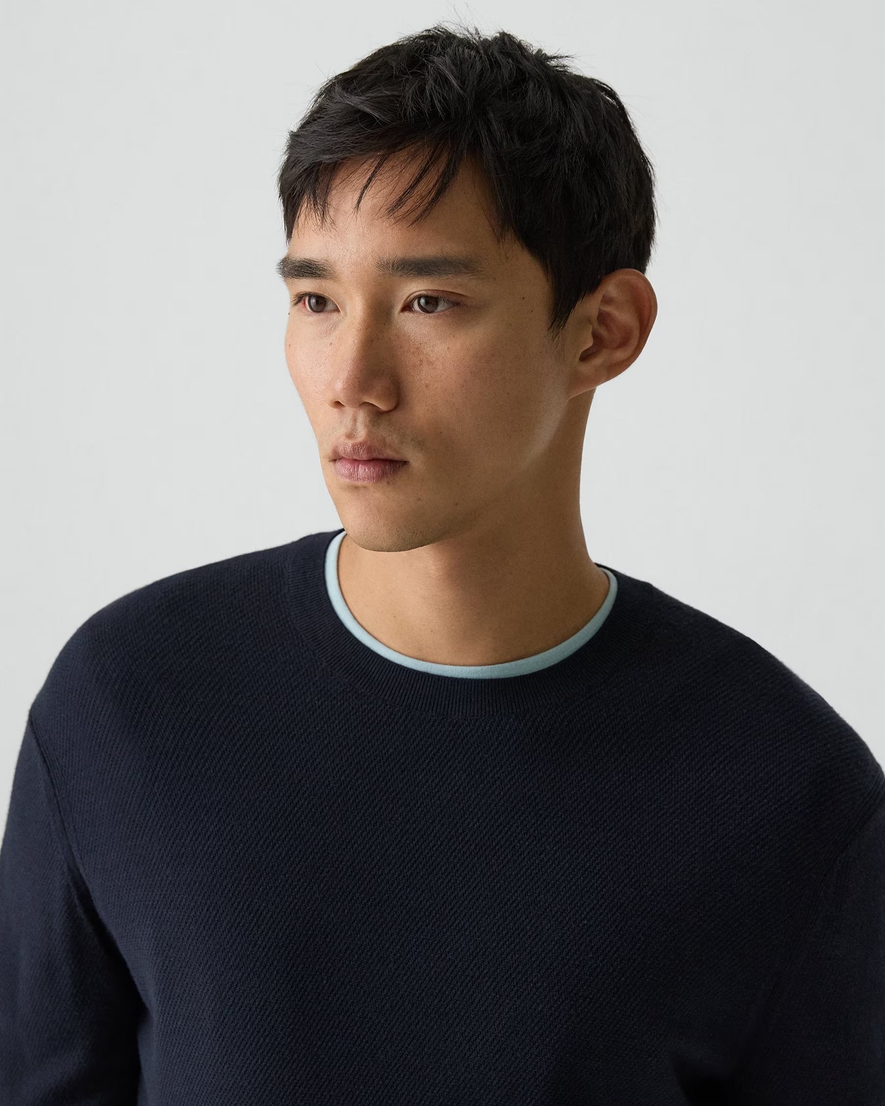 Theory Riland Crewneck Sweater in Light Bilen - Dark Eclipse