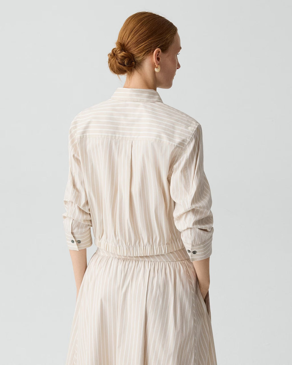 Theory Cropped Shirt in Striped Cotton-Blend - Sand Multi