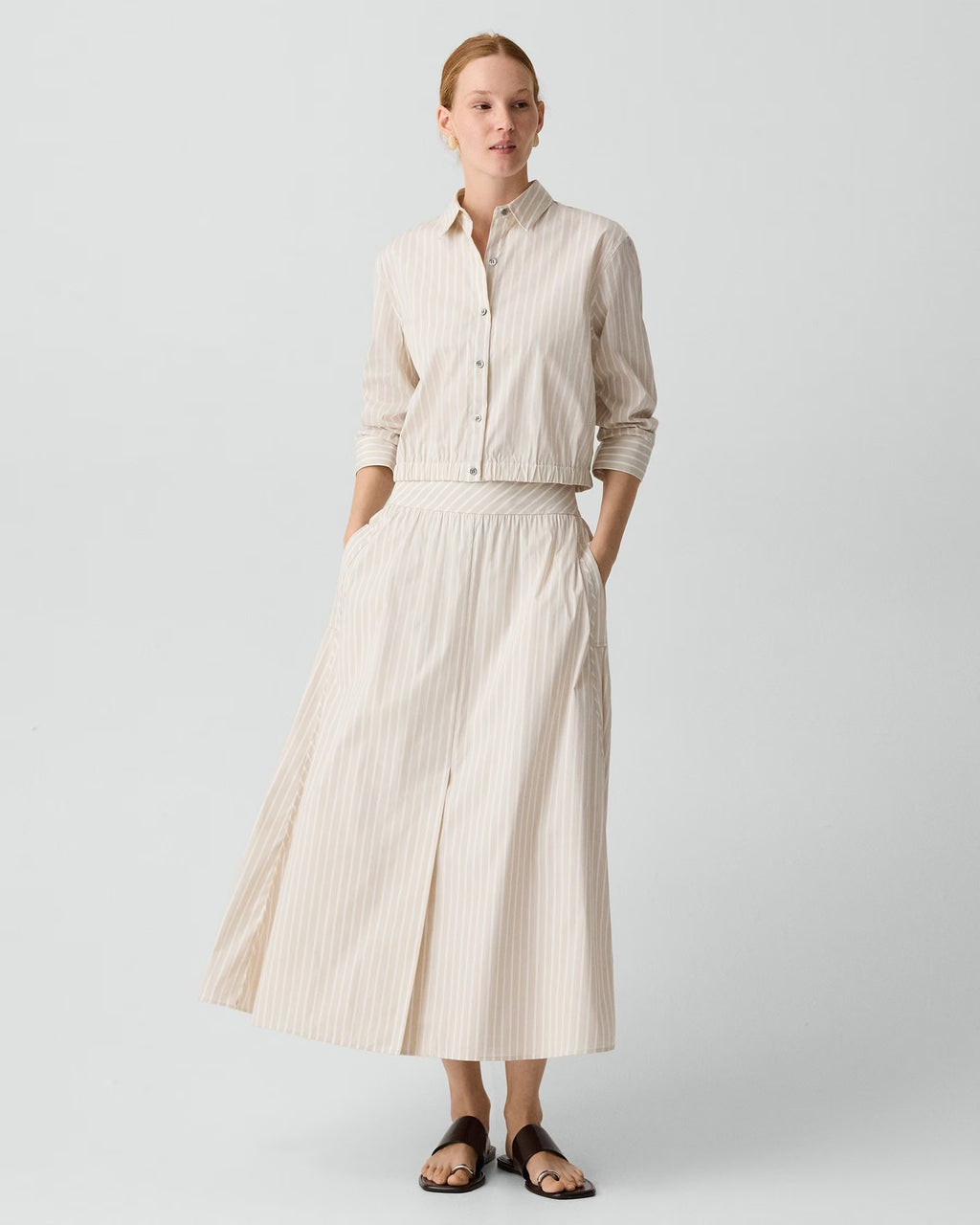 Theory Cropped Shirt in Striped Cotton-Blend - Sand Multi