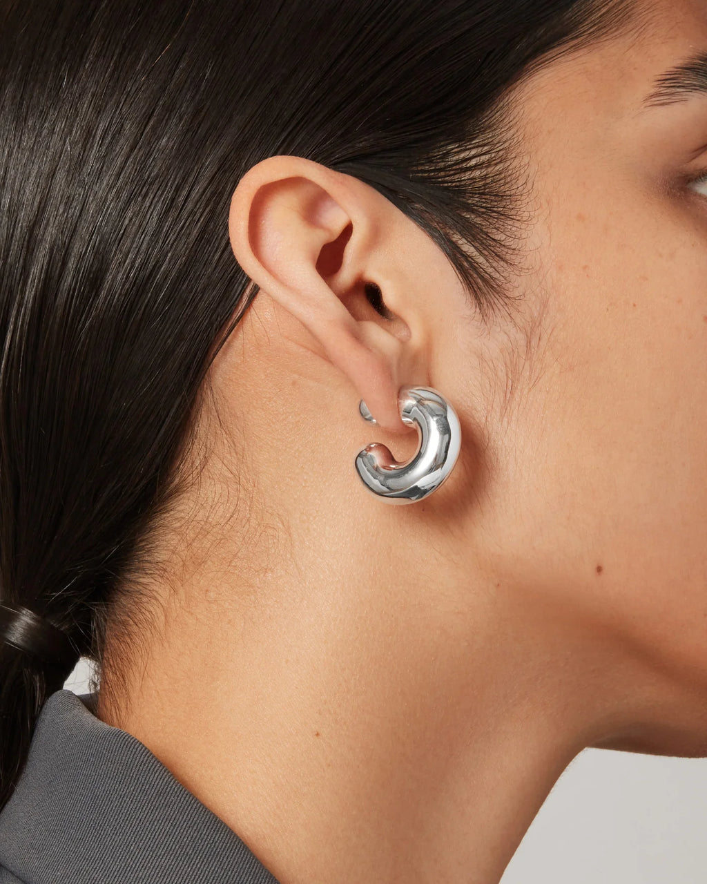 Jenny Bird Tome Hoops Large - Silver