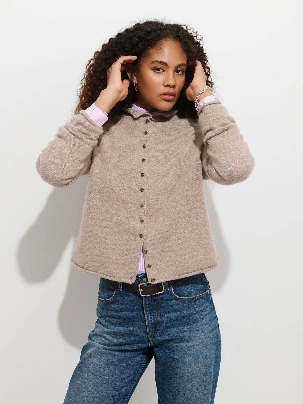 Alex Mill Taylor Cardigan in Washed Cashmere - Toast