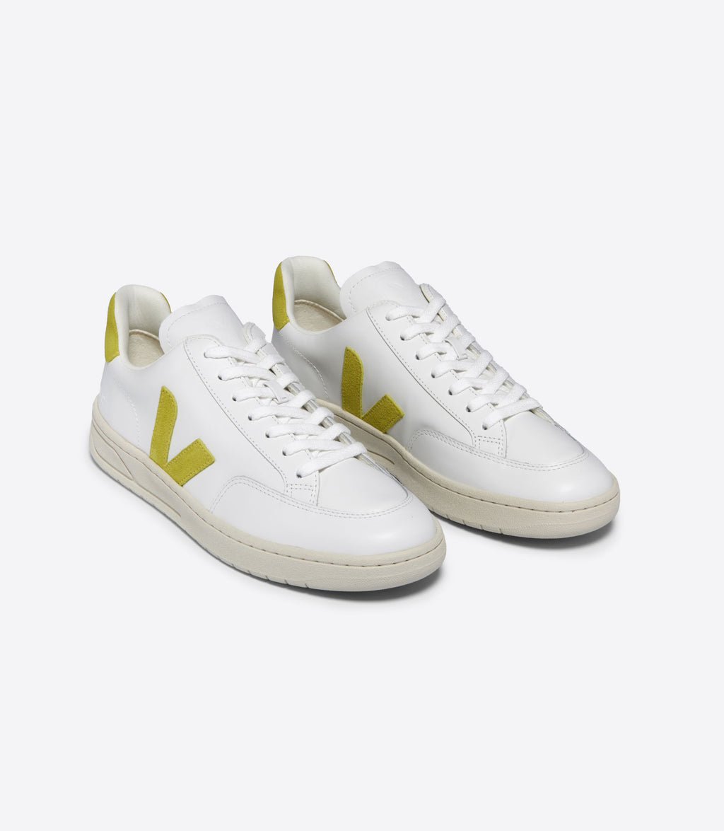 Veja V-12 Leather White Liquor