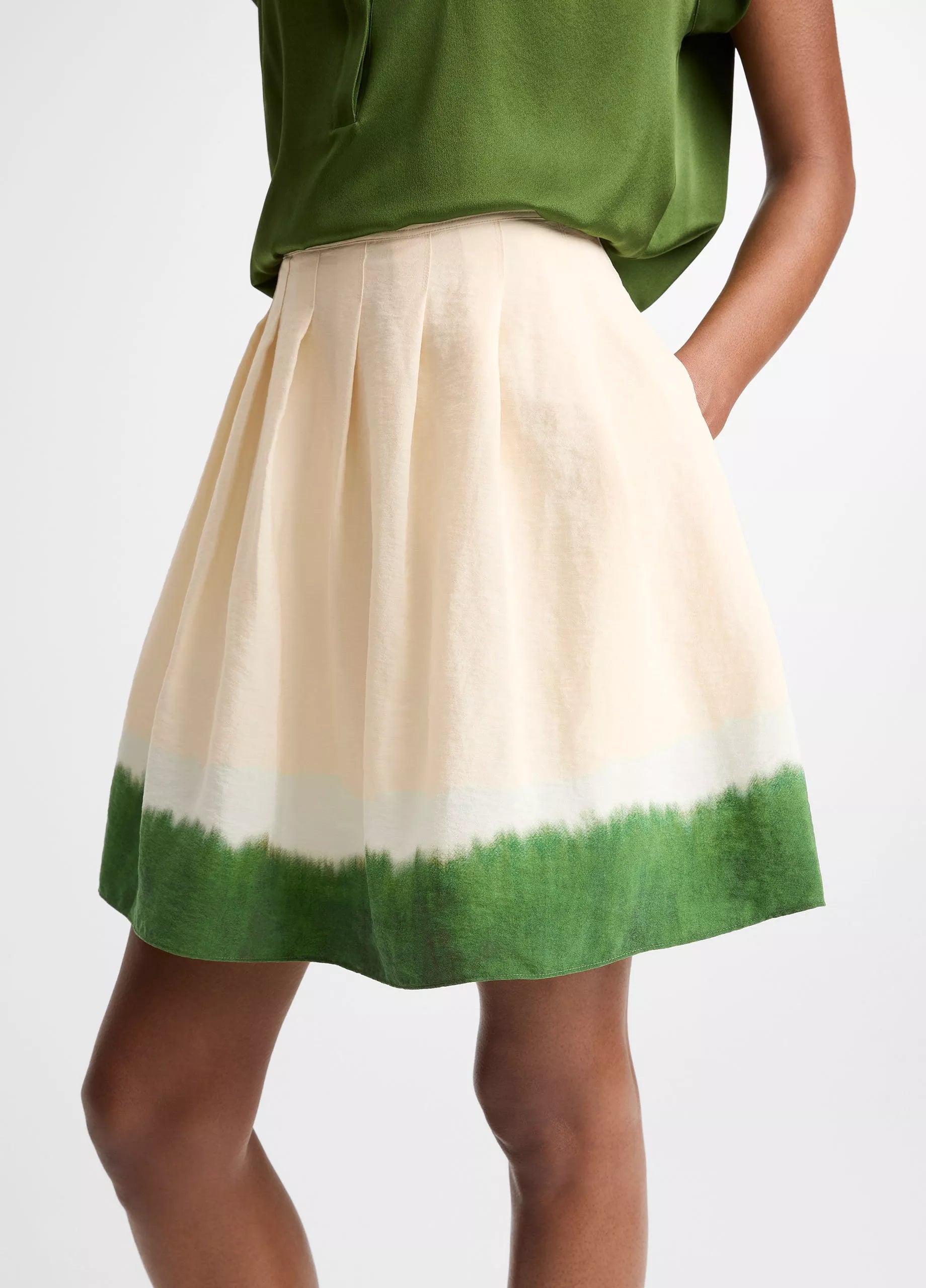 Vince Dip-Dye Pleated Skirt - Porcelain/Herba
