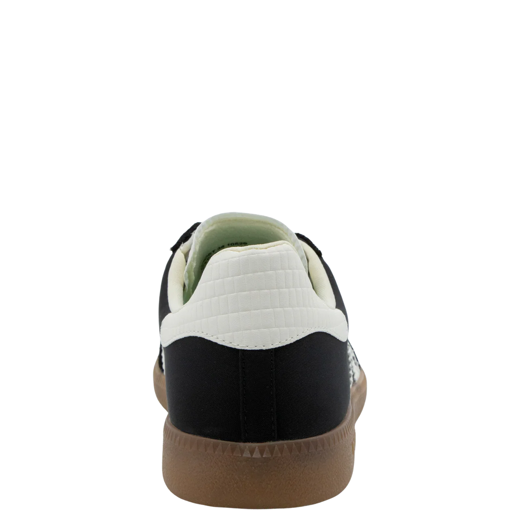 Back 70 Ghost in Black Sneakers