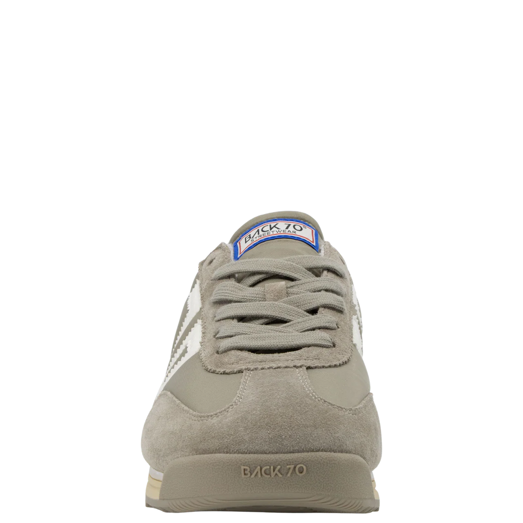 Back 70 Jogger FC 600 in Taupe Milk Sneakers
