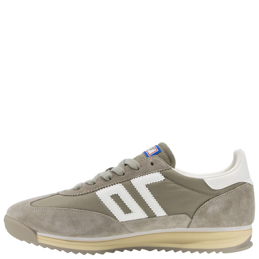 Back 70 Jogger FC 600 in Taupe Milk Sneakers