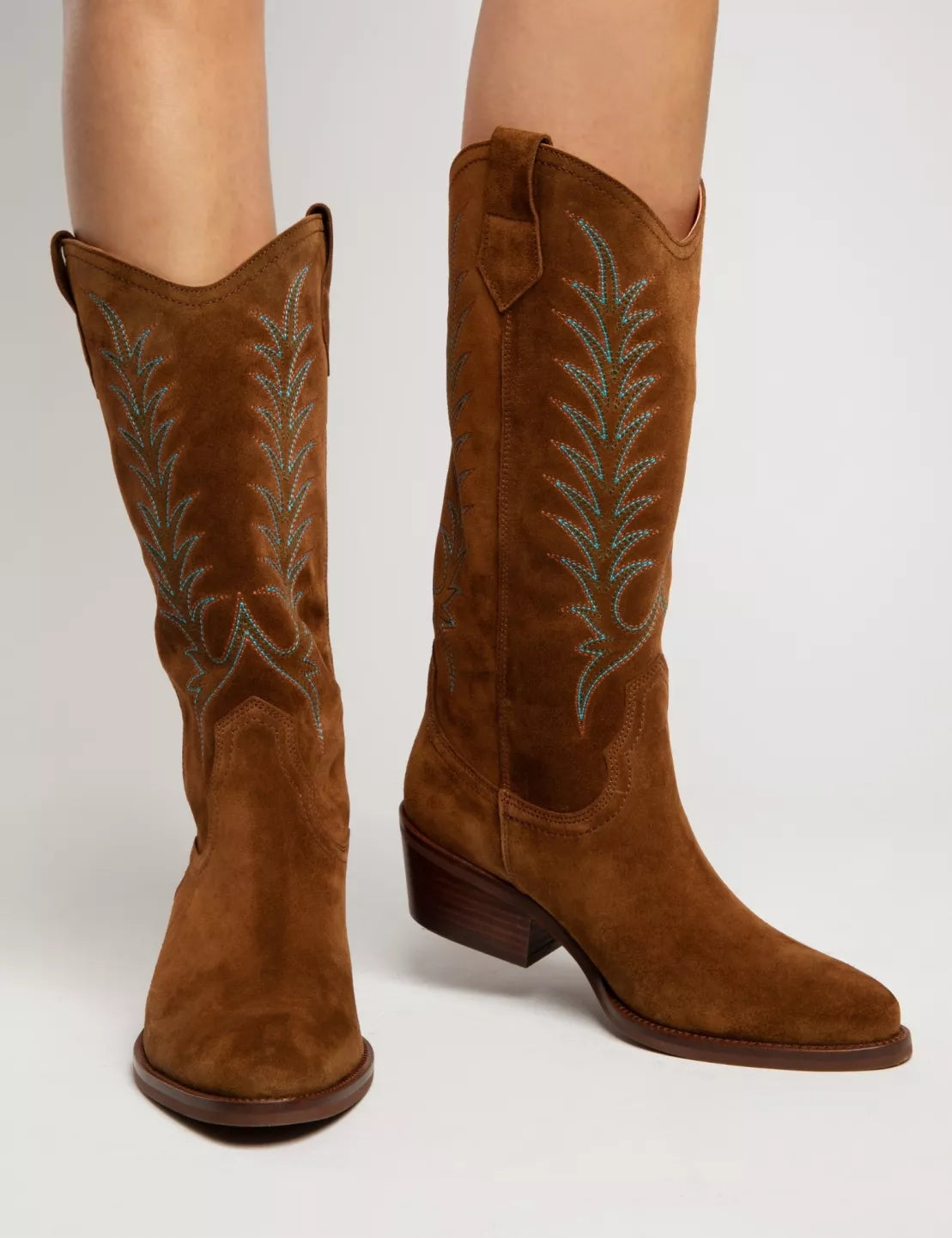 Penelope Chilvers Goldie Embroidered Cowboy Boot - Peat
