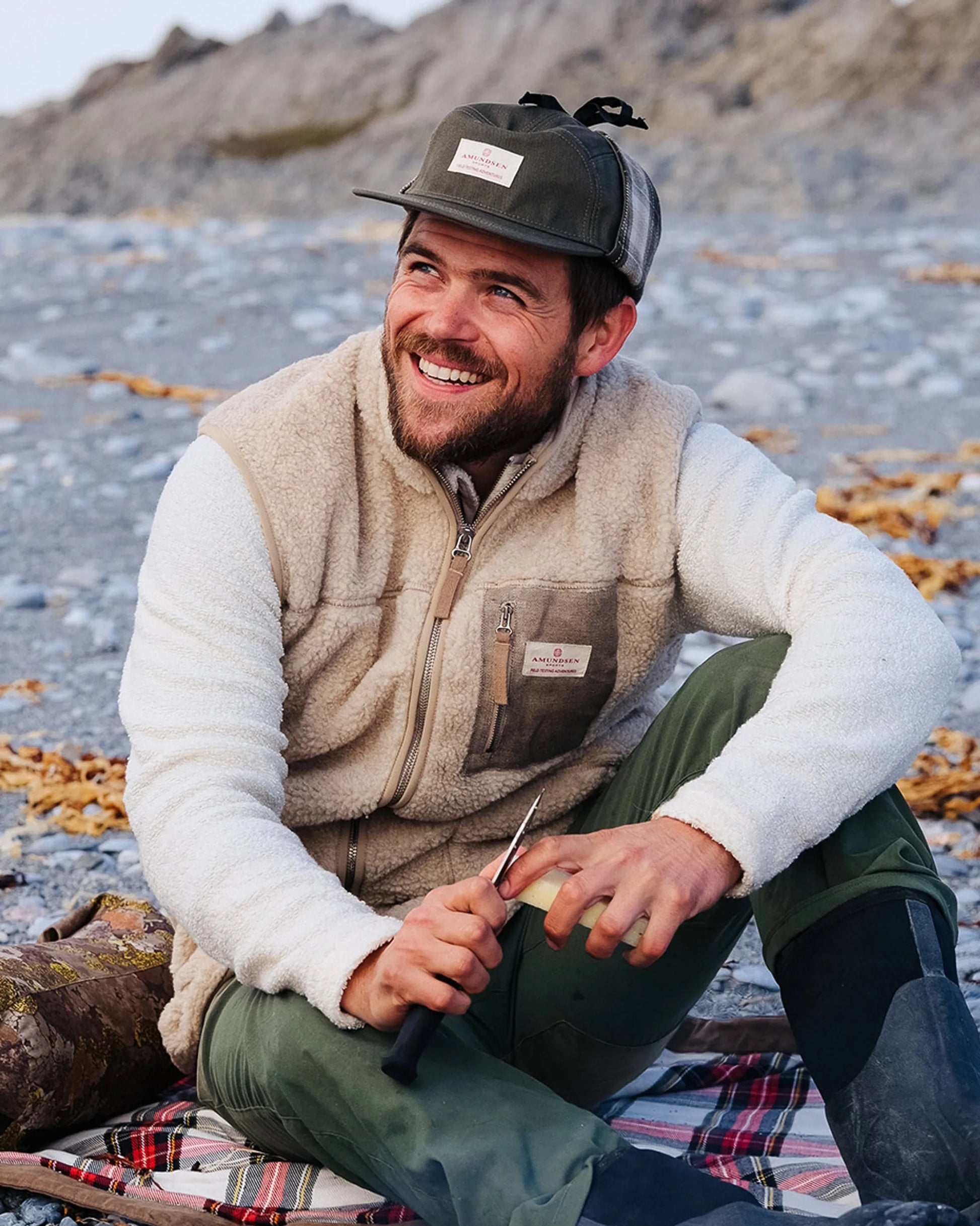Amundsen Heroes Wool Fleece Vest- Natural